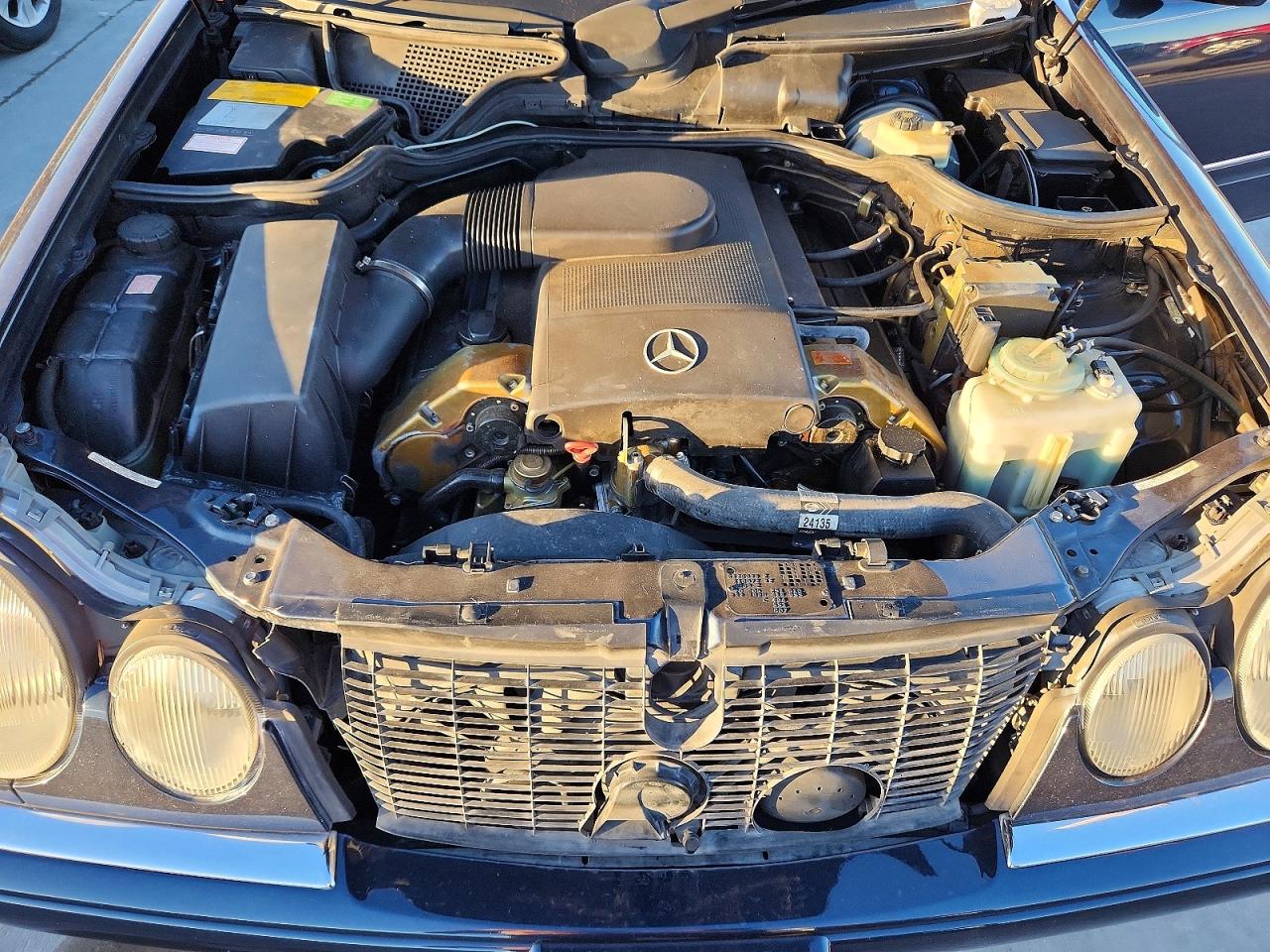 1997 Mercedes-benz E 420 Black vin: WDBJF72F7VA233659