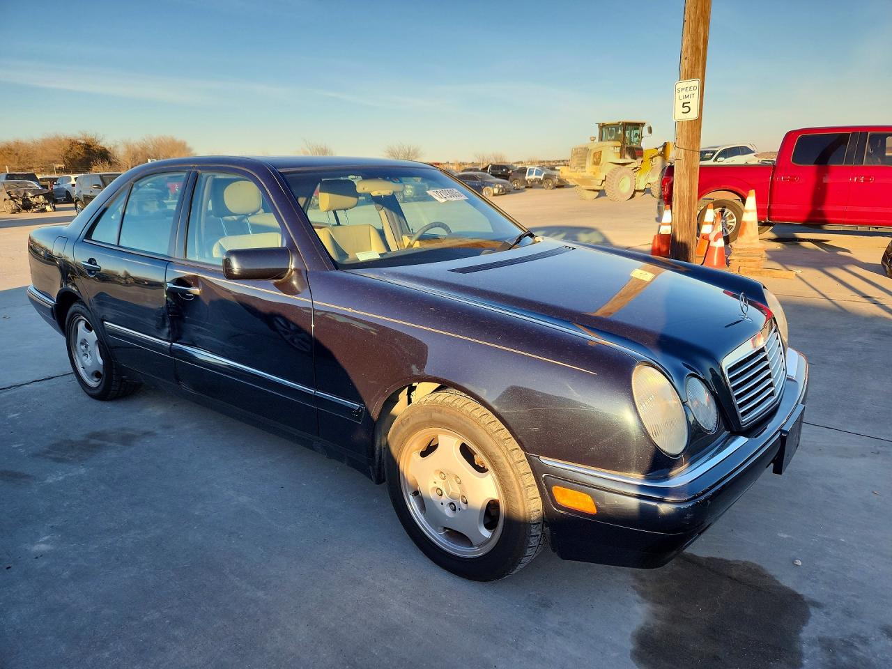 1997 Mercedes-benz E 420 Black vin: WDBJF72F7VA233659