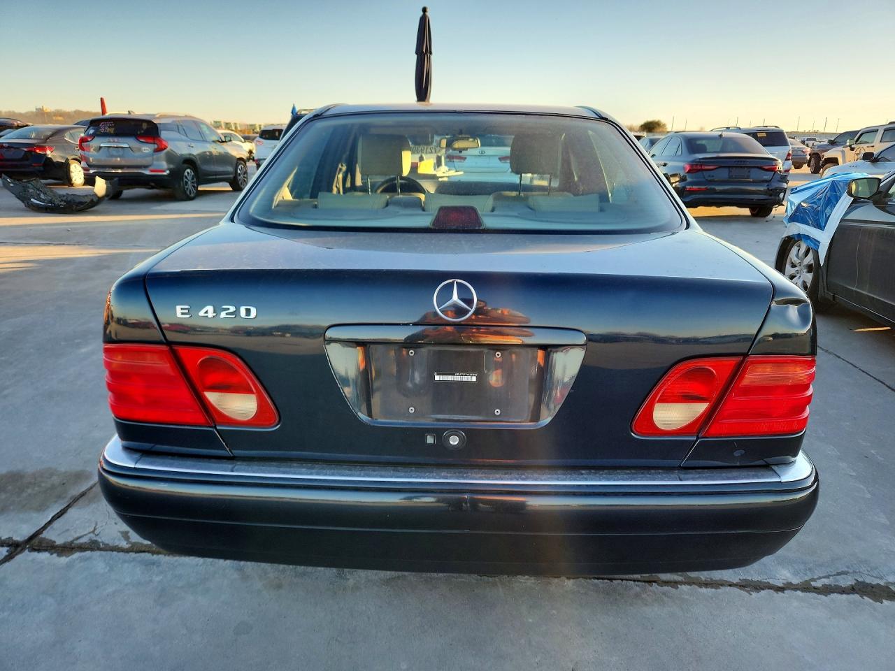 1997 Mercedes-benz E 420 Black vin: WDBJF72F7VA233659