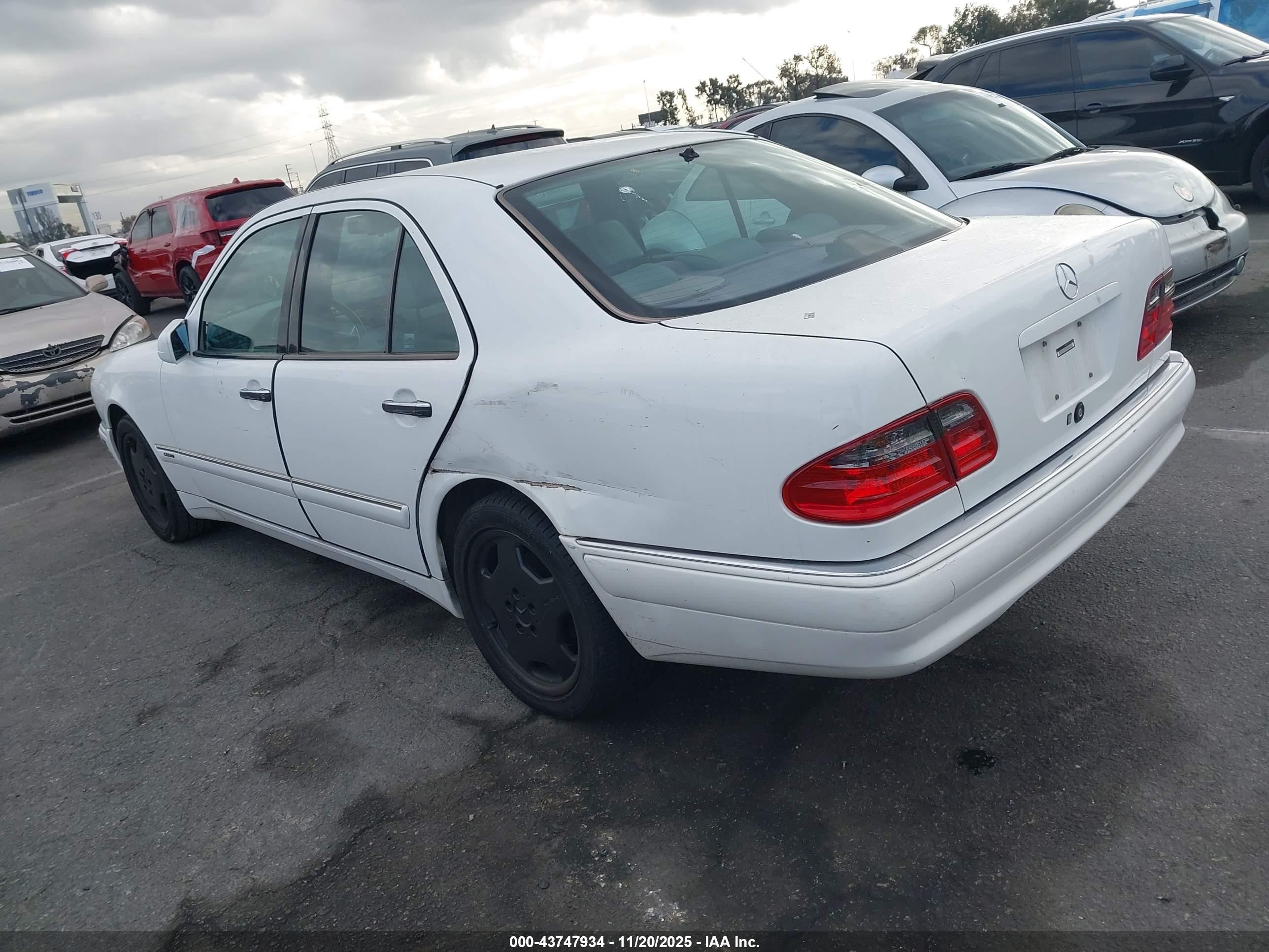 1997 Mercedes-benz E 420   Белый vin: WDBJF72F7VA303421