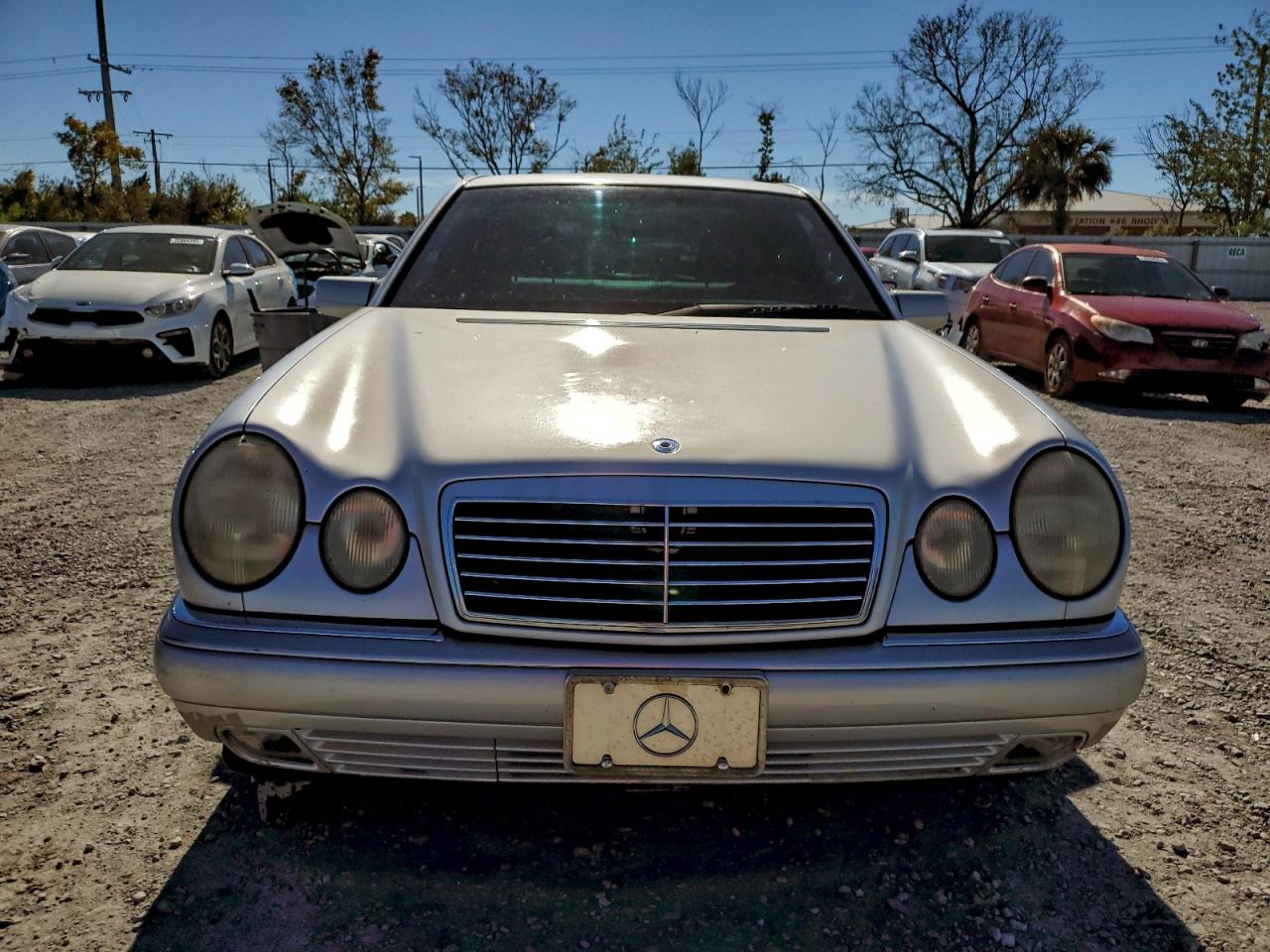 1997 Mercedes-benz E 420 Gray vin: WDBJF72F7VA404894