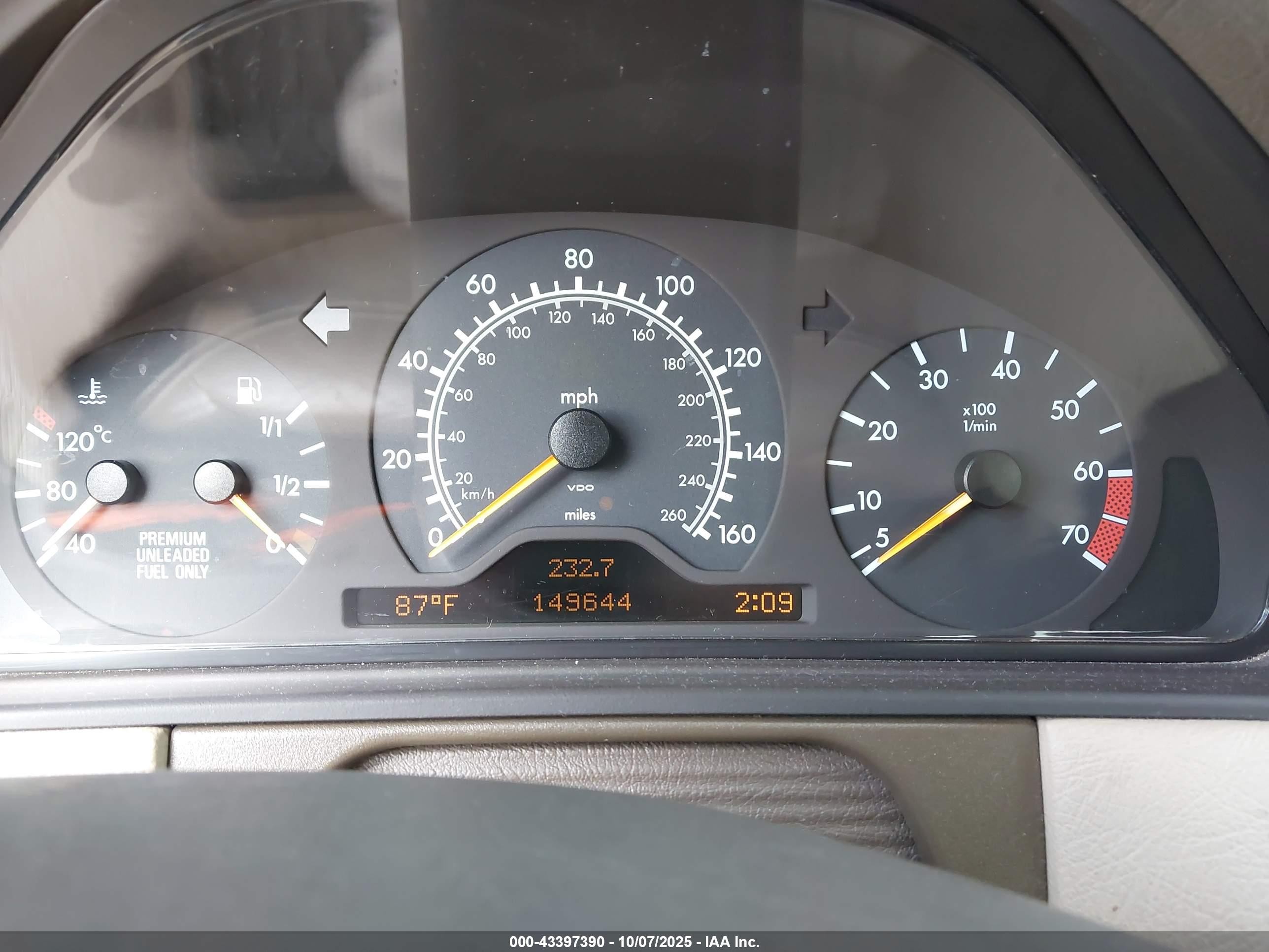 1997 Mercedes-benz E 420   Teal vin: WDBJF72F8VA279758