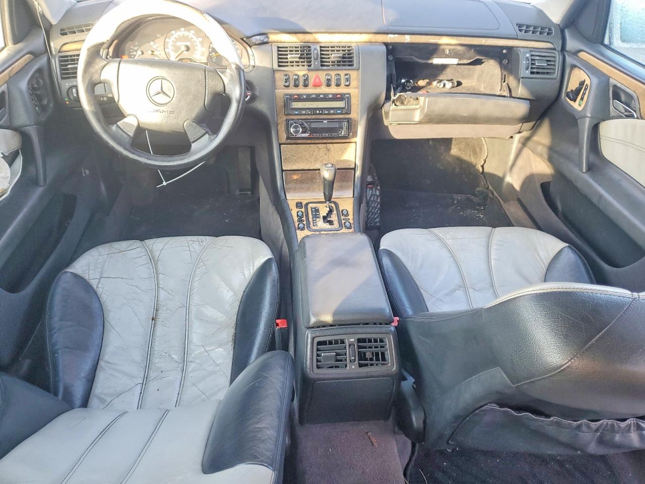 1999 Mercedes-benz E 55 Amg Серебряный vin: WDBJF74H5XA907390