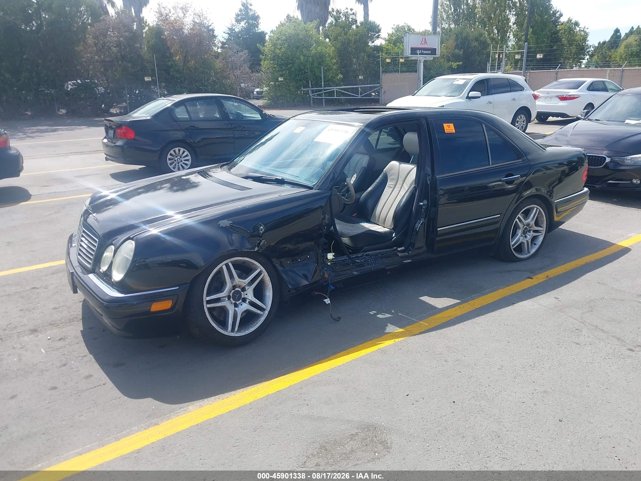 1999 Mercedes-benz E 55 Amg   Black vin: WDBJF74H9XA890030