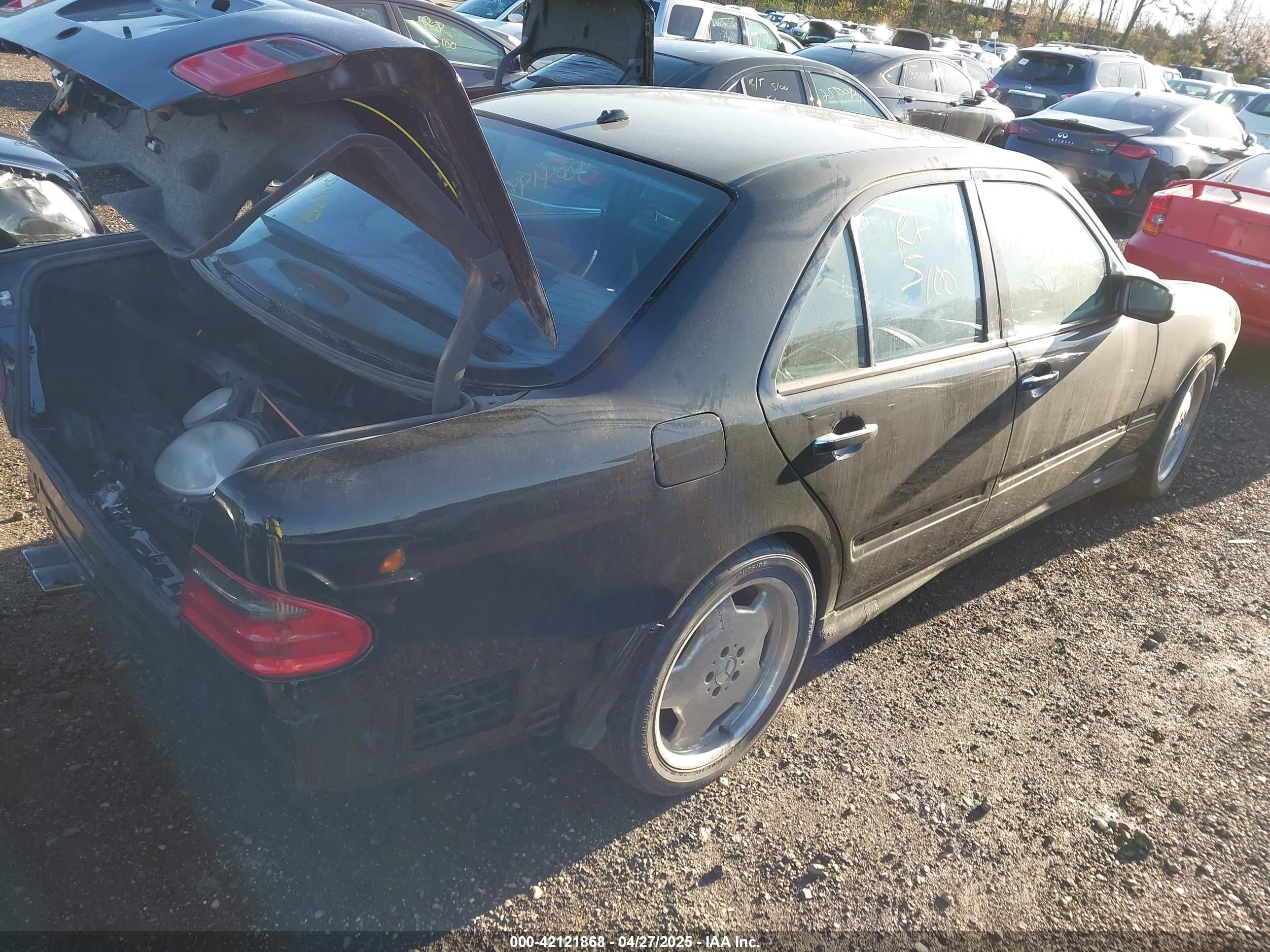2001 Mercedes-benz E 55 Amg   Black vin: WDBJF74J11B270115