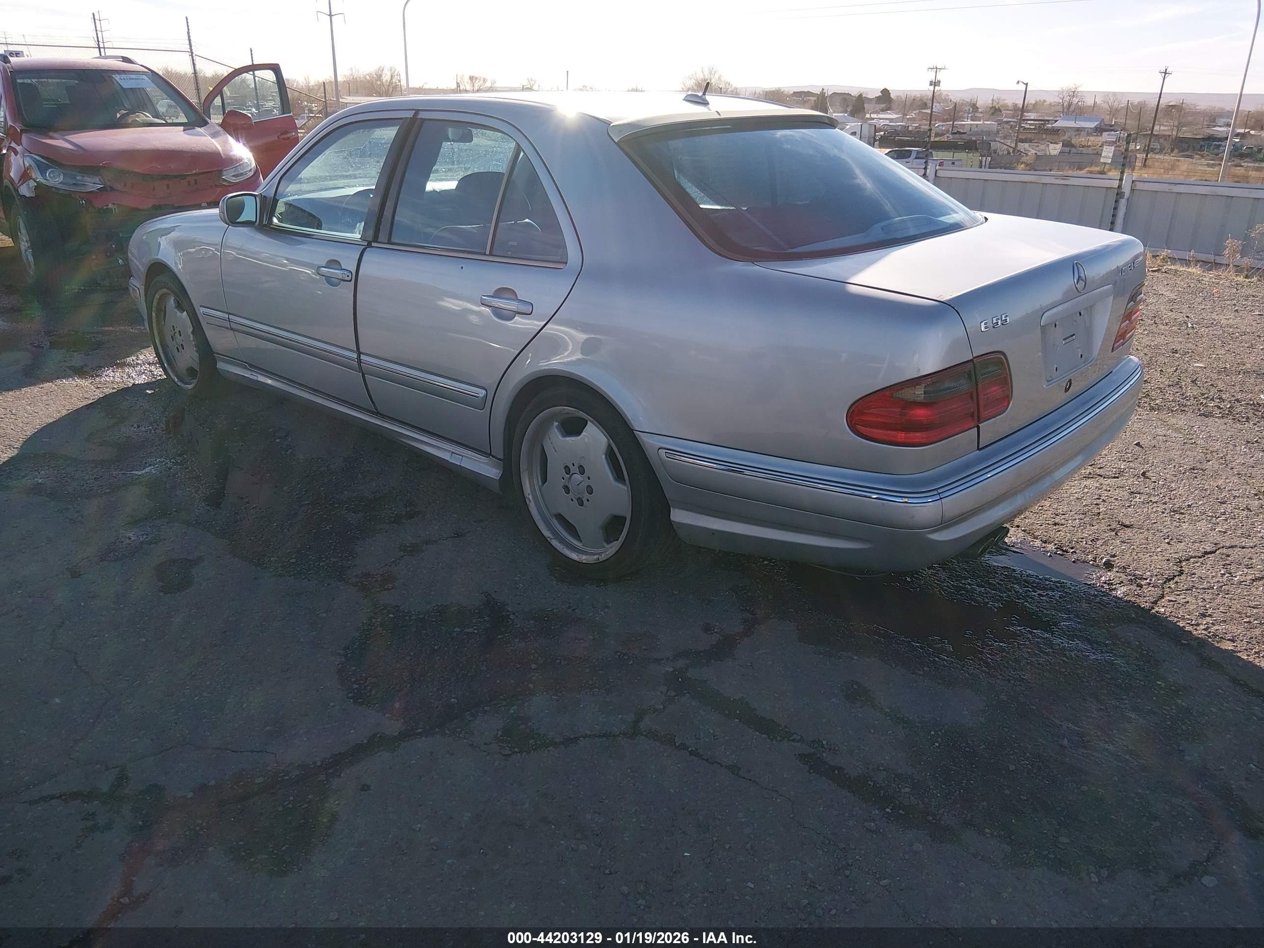 2001 Mercedes-benz E 55 Amg   Серебряный vin: WDBJF74J31B309660