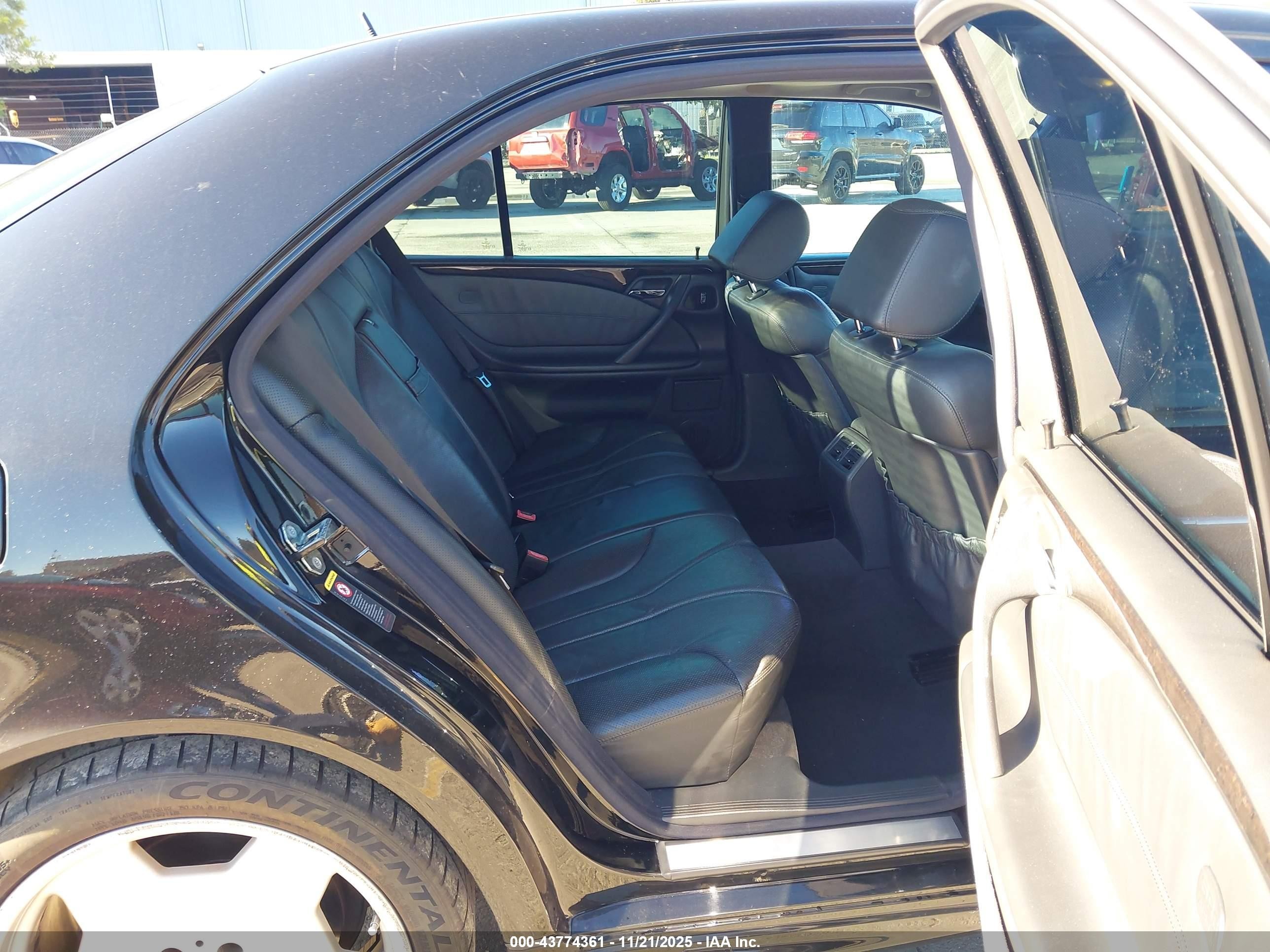 2001 Mercedes-benz E 55 Amg   Black vin: WDBJF74J41B345521