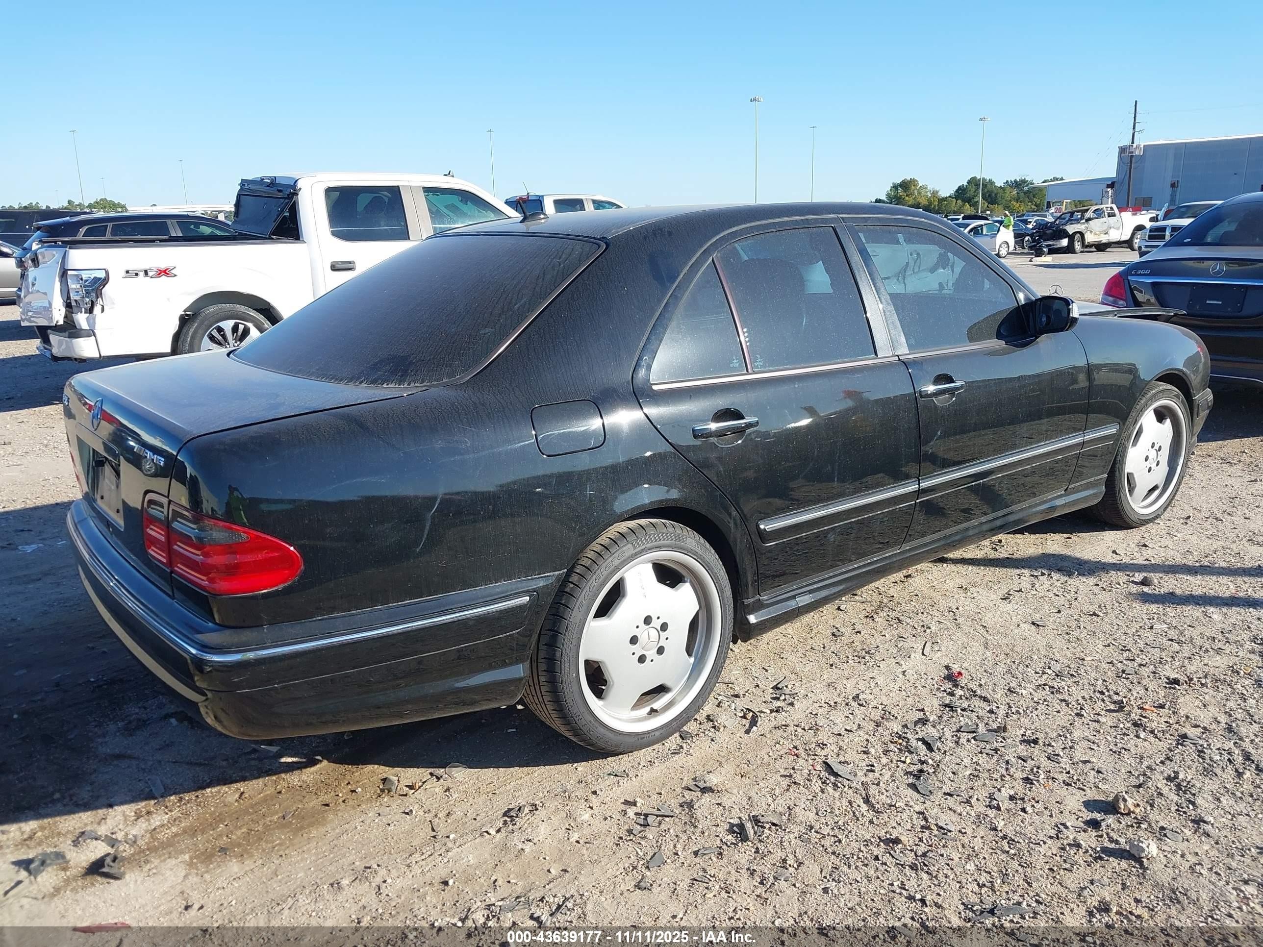 2000 Mercedes-benz E 55 Amg   Black vin: WDBJF74J6YB127798