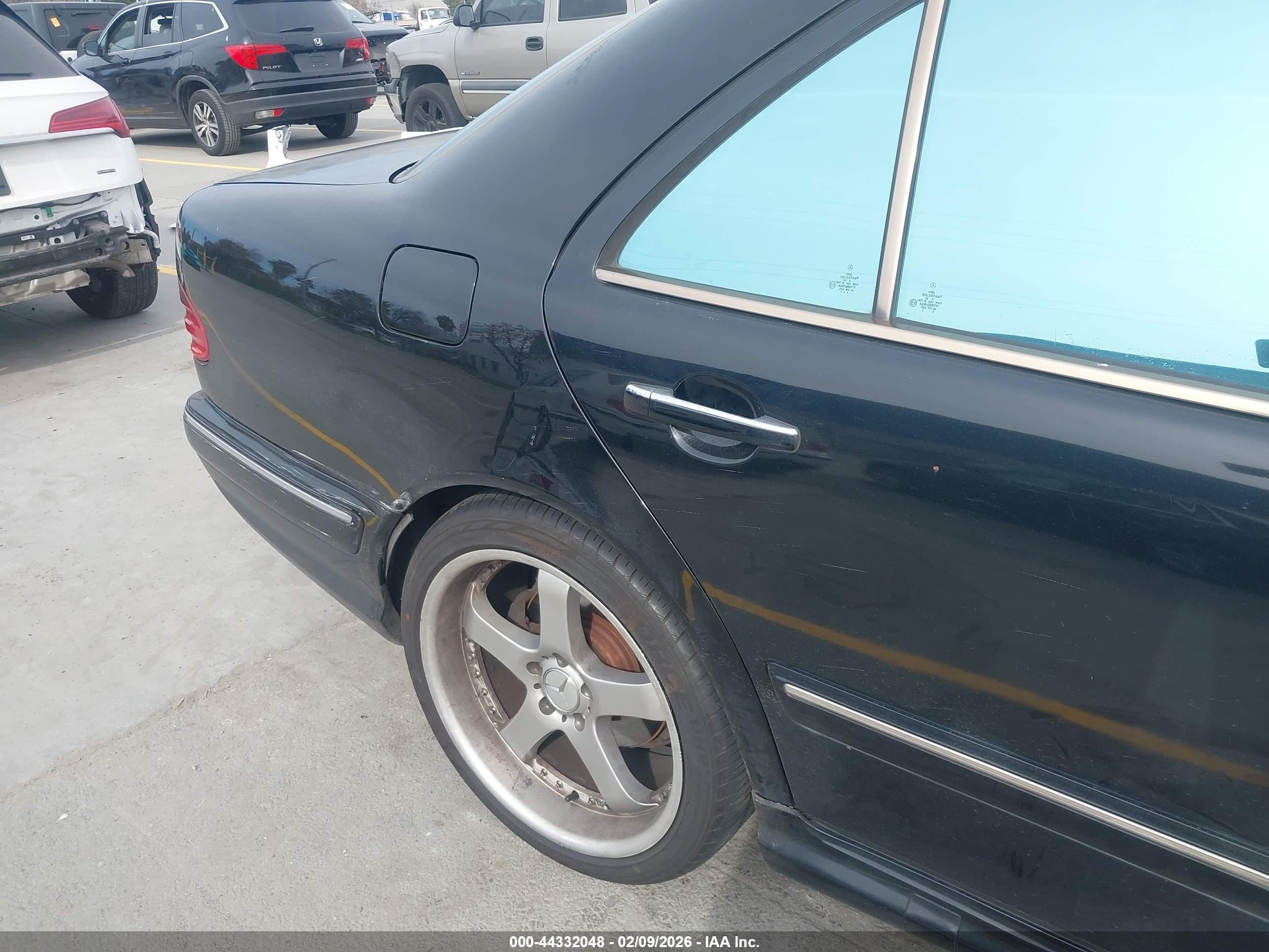2000 Mercedes-benz E 55 Amg   Black vin: WDBJF74J7YB037902