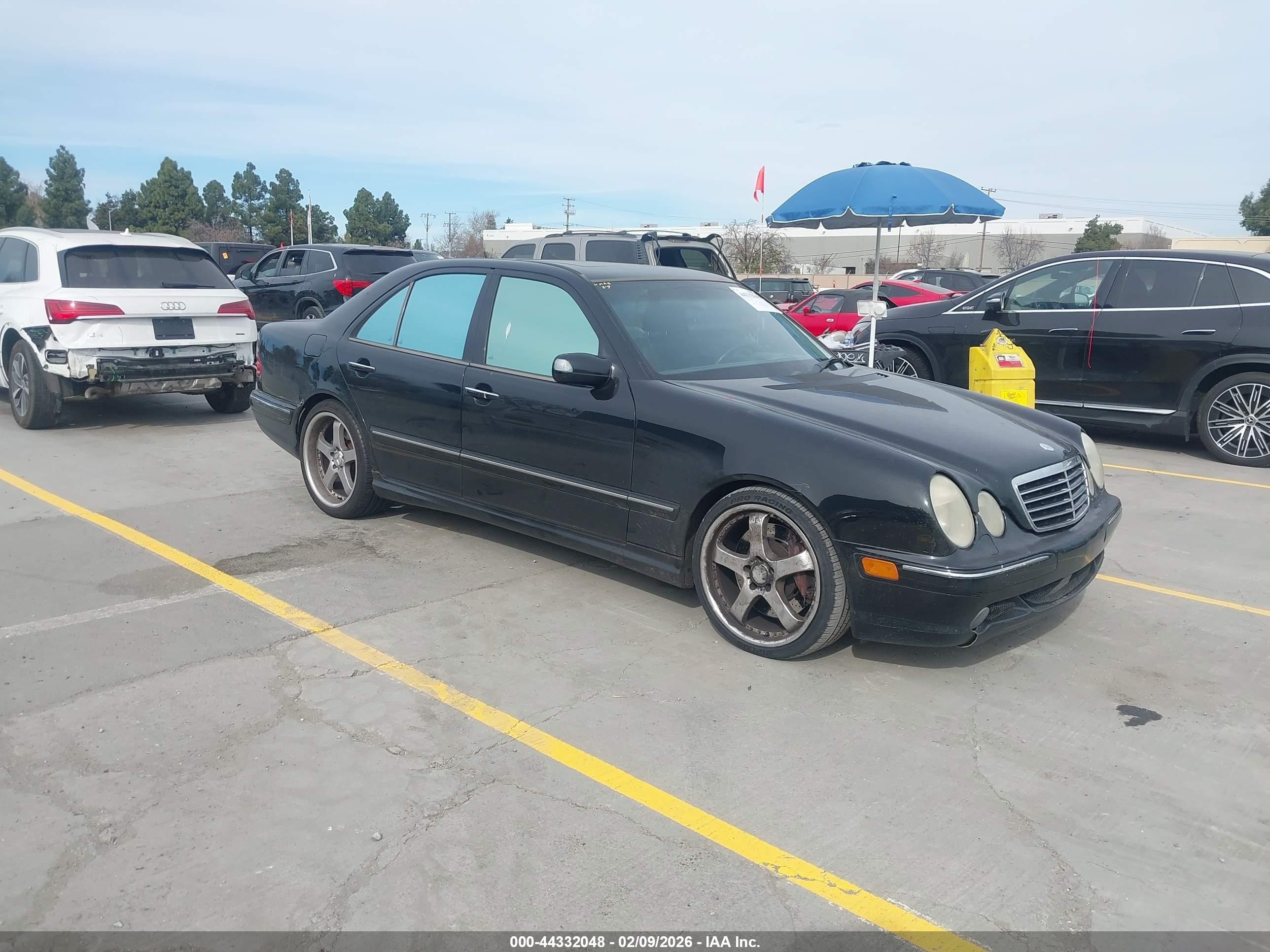 2000 Mercedes-benz E 55 Amg   Black vin: WDBJF74J7YB037902