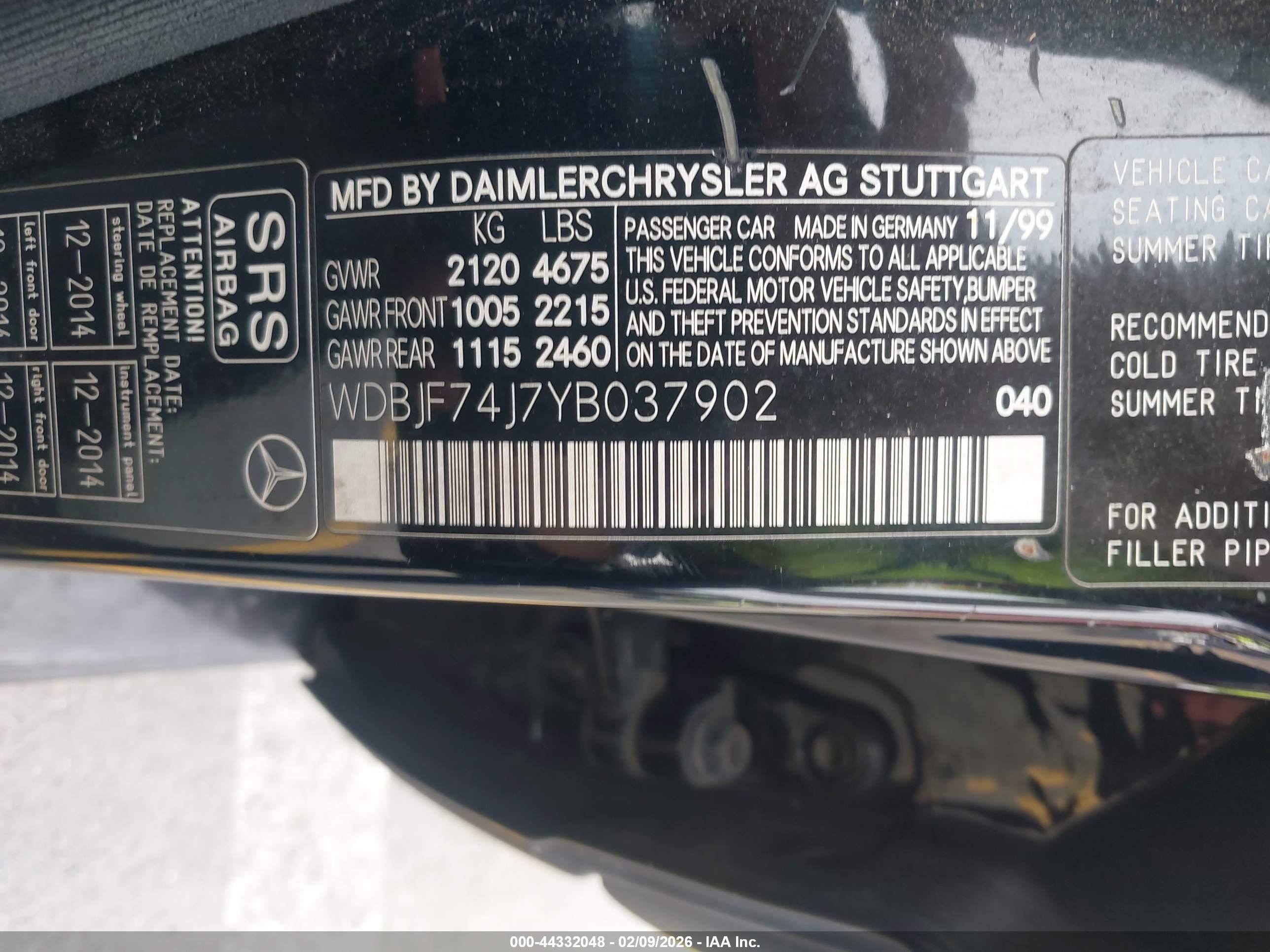 2000 Mercedes-benz E 55 Amg   Black vin: WDBJF74J7YB037902