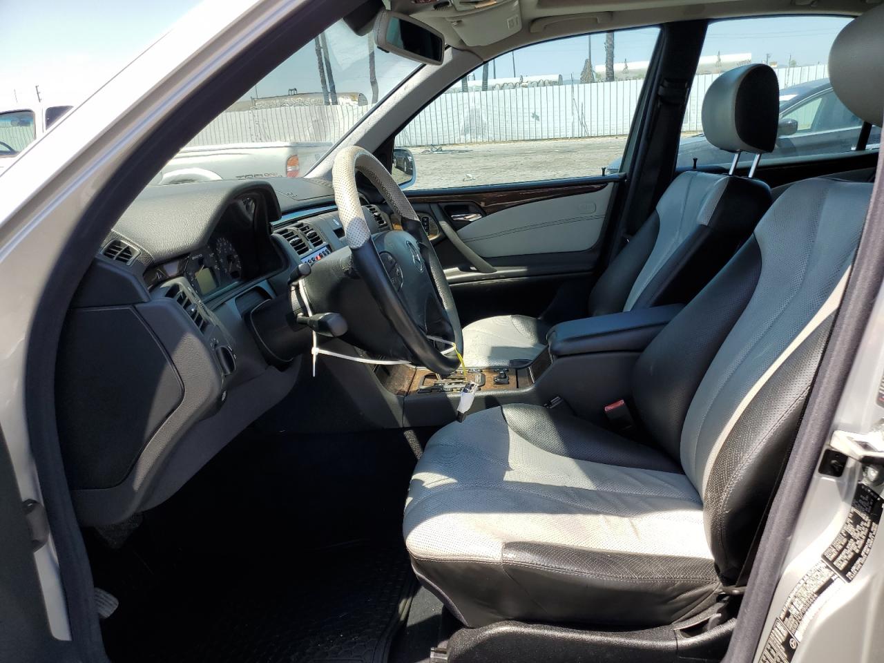 2000 Mercedes-benz E 55 Amg Silver vin: WDBJF74J7YB055624