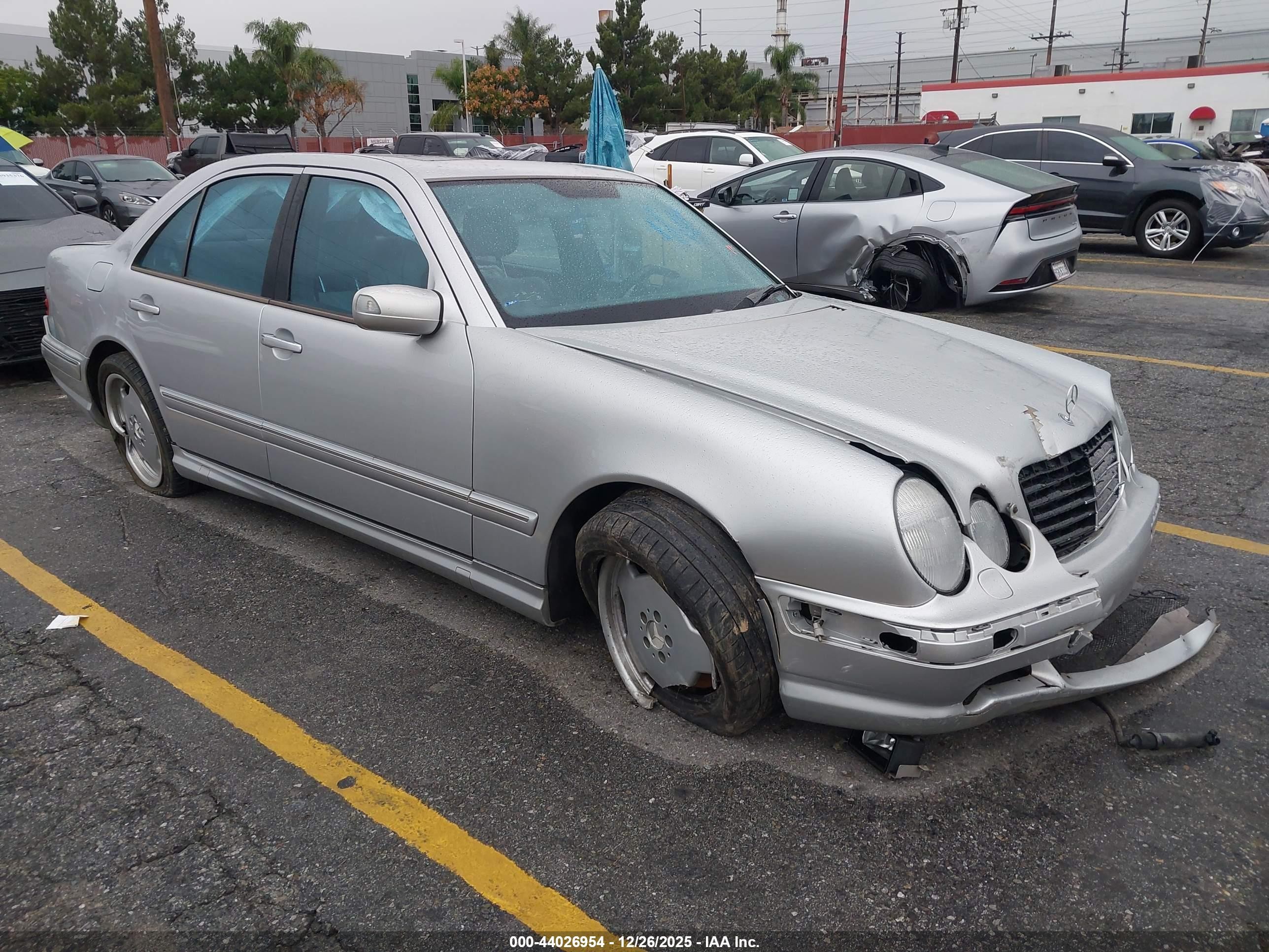 2001 Mercedes-benz E 55 Amg   Серебряный vin: WDBJF74J91B275207