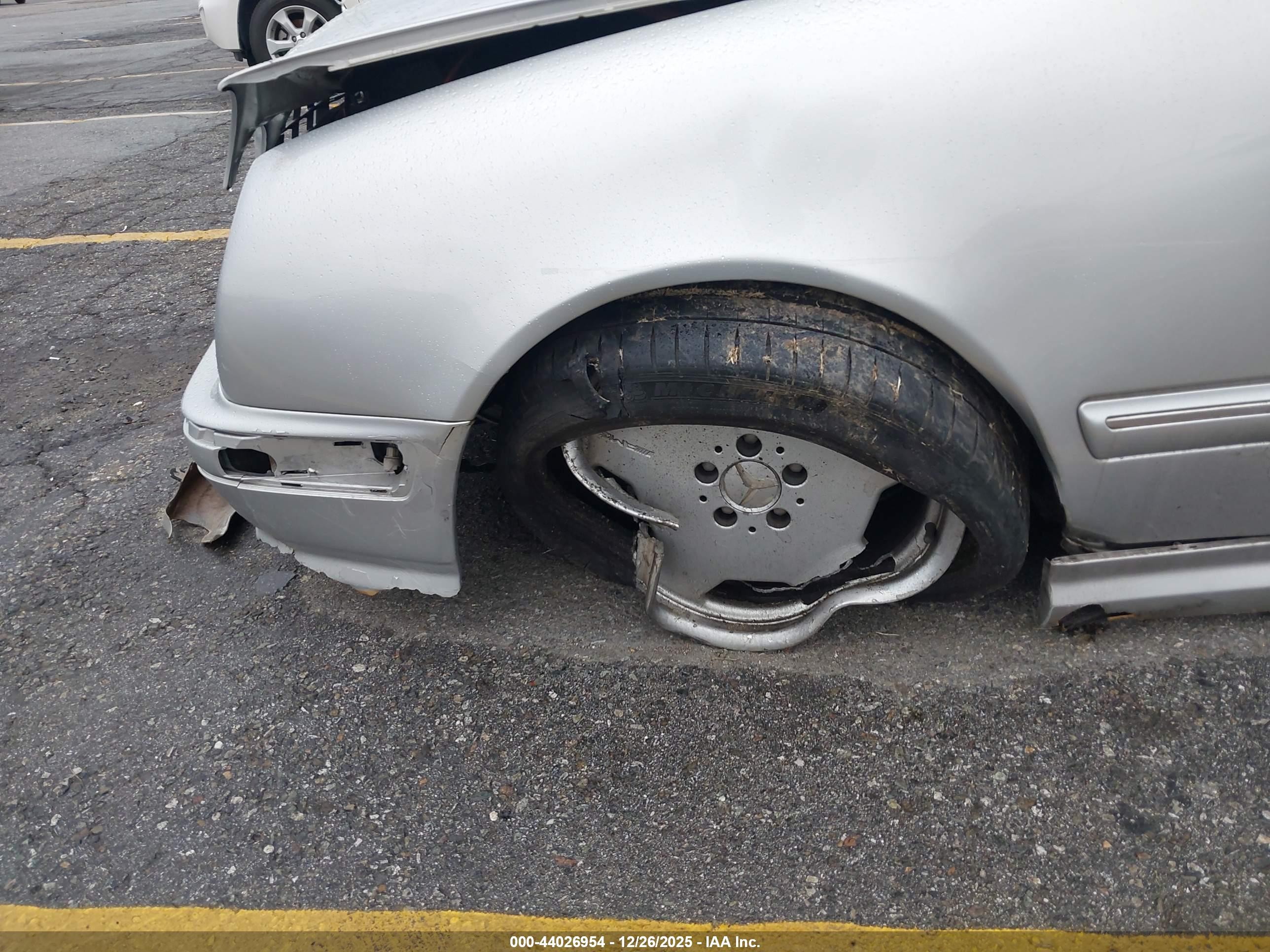 2001 Mercedes-benz E 55 Amg   Серебряный vin: WDBJF74J91B275207