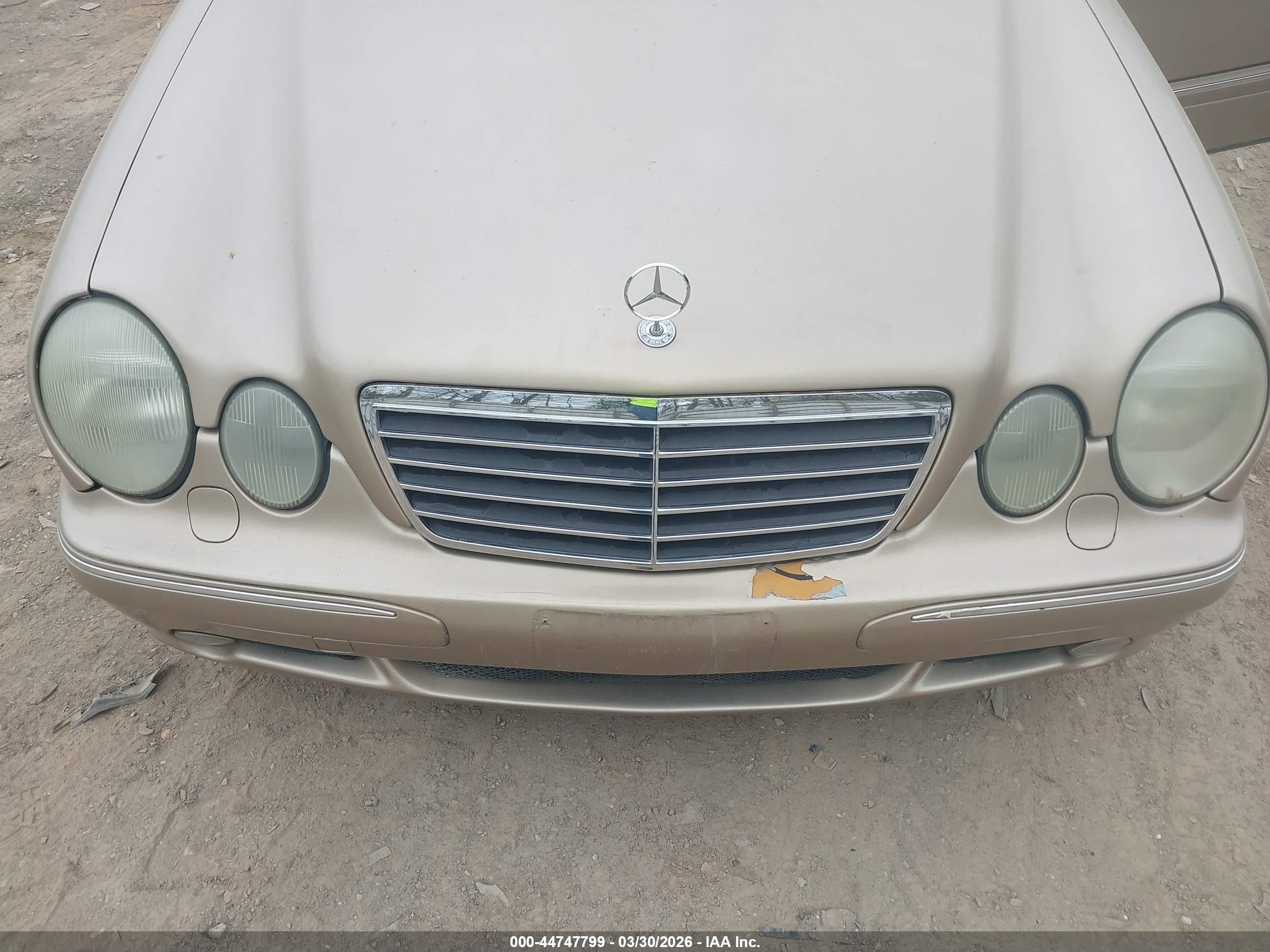 2001 Mercedes-benz E 55 Amg   Золотой vin: WDBJF74JX1B175925