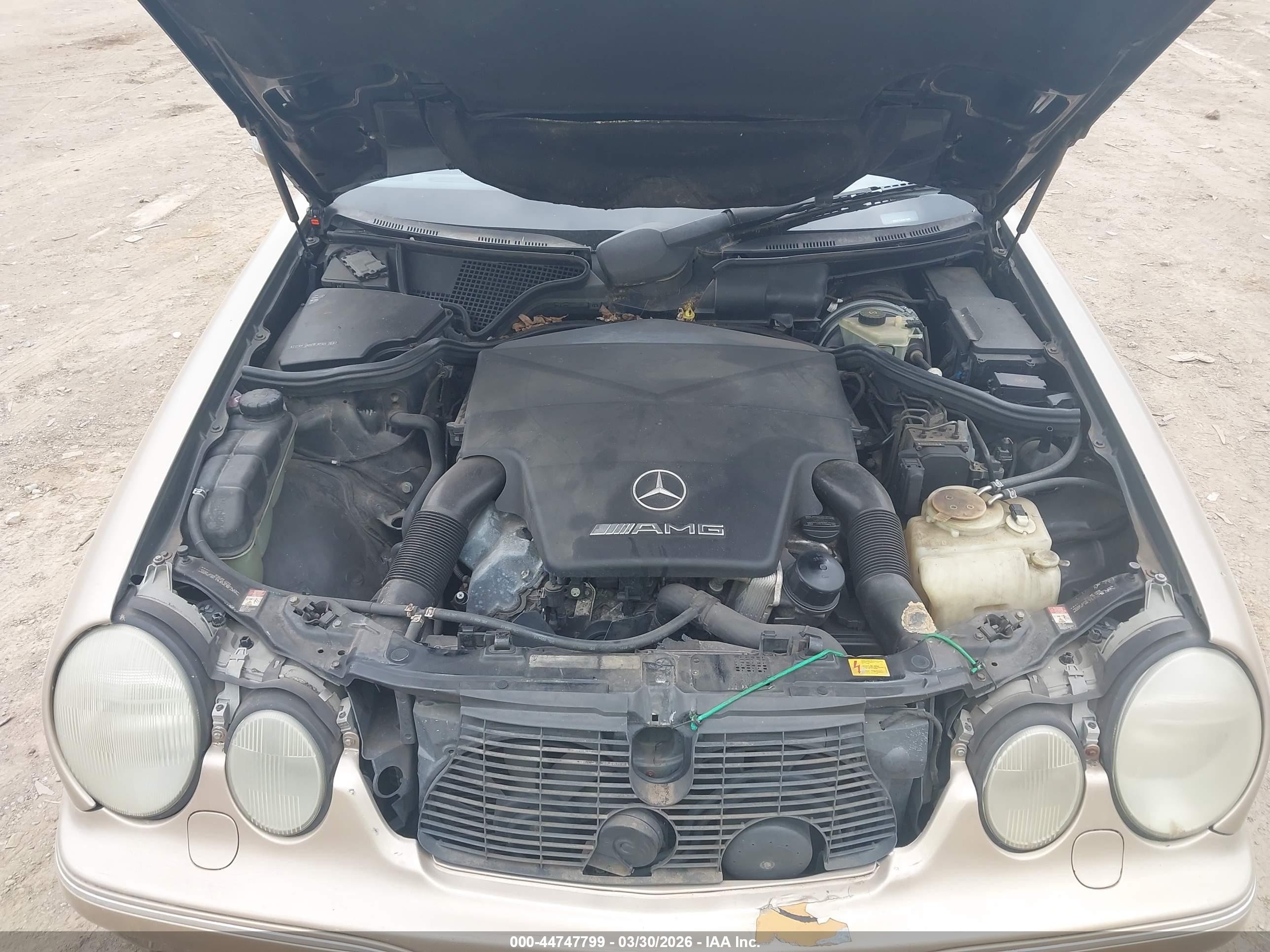 2001 Mercedes-benz E 55 Amg   Золотой vin: WDBJF74JX1B175925