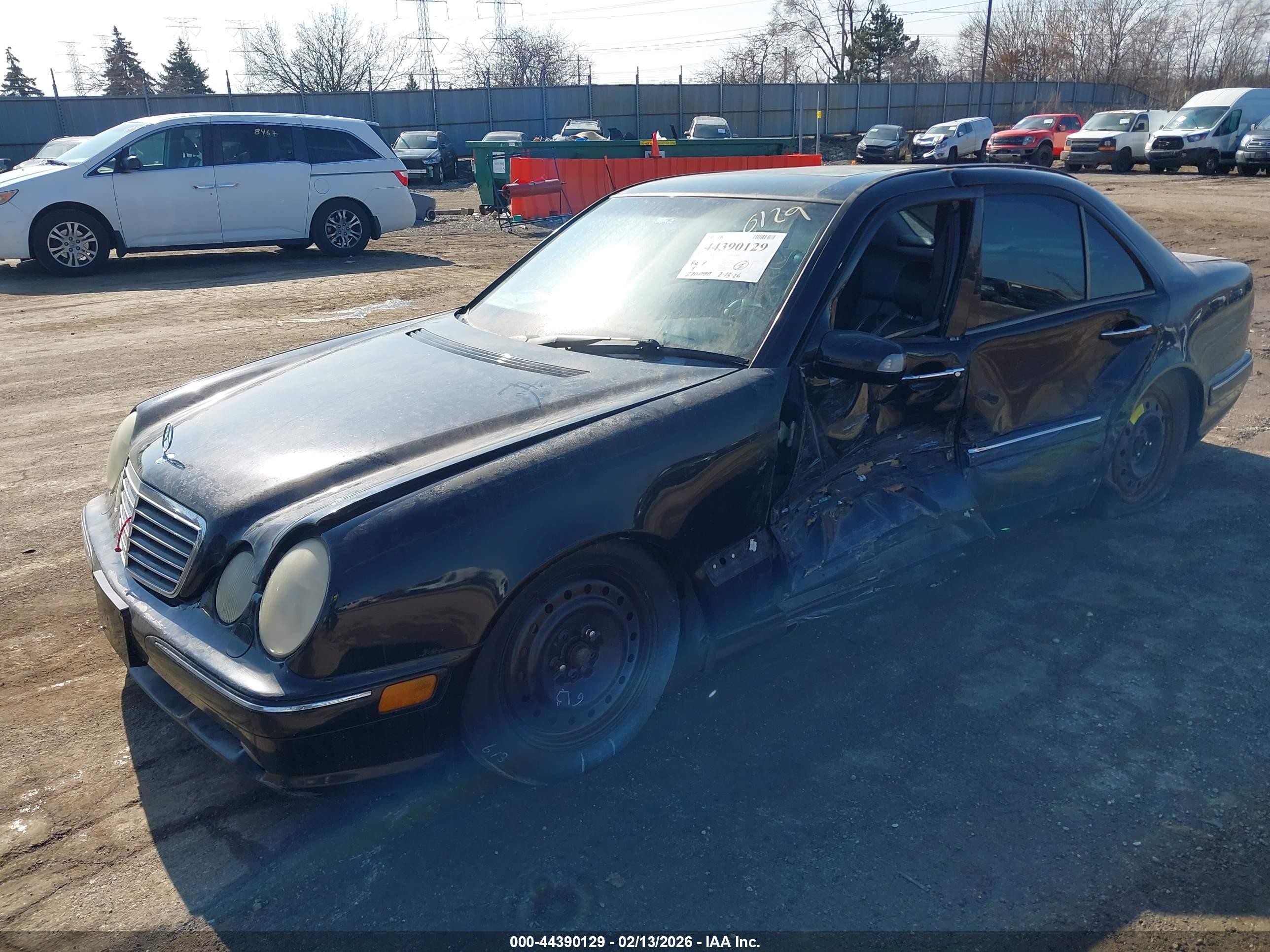 2000 Mercedes-benz E 55 Amg   Dark Blue vin: WDBJF74JXYA975382