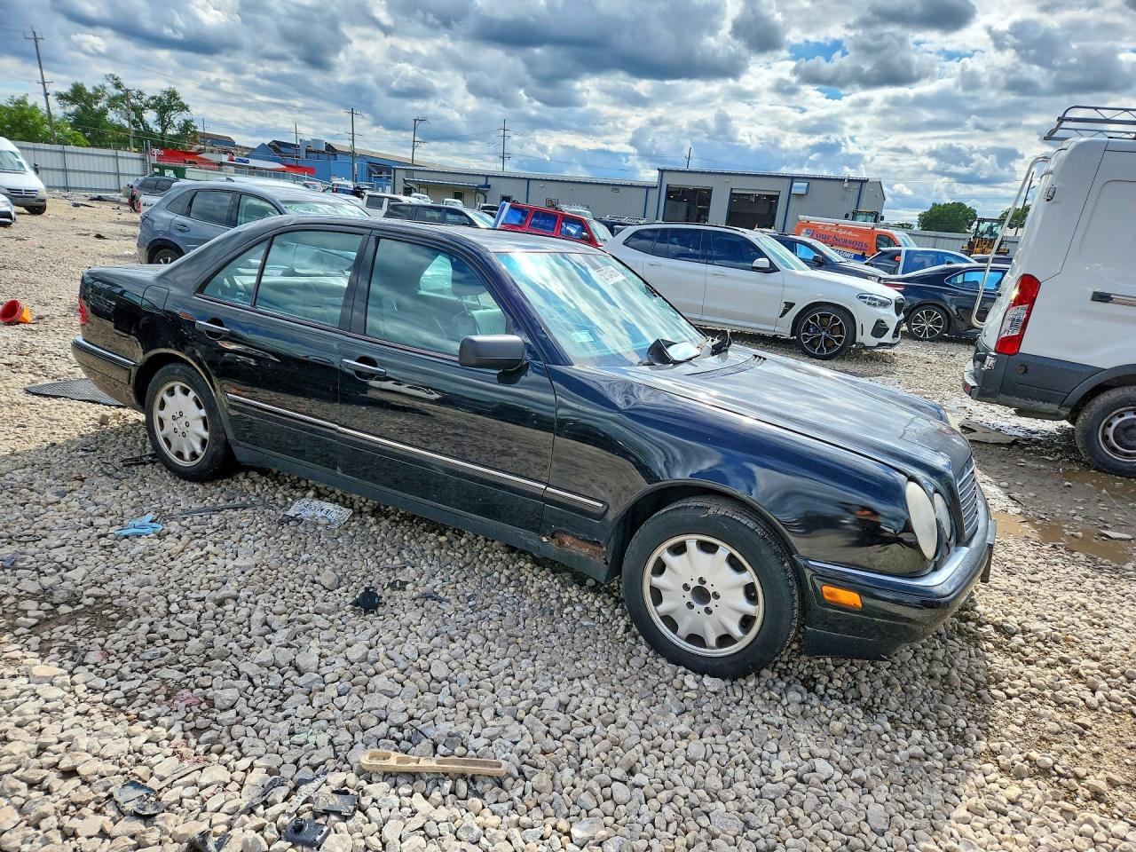 1998 Mercedes-benz E-class E320 Черный vin: WDBJF82F2WX007808