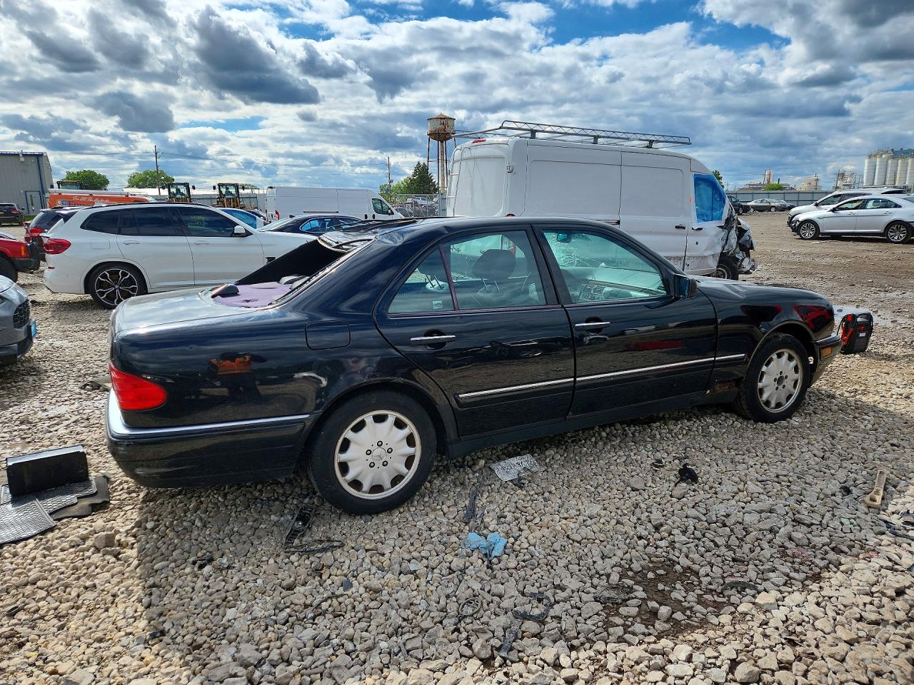 1998 Mercedes-benz E-class E320 Черный vin: WDBJF82F2WX007808