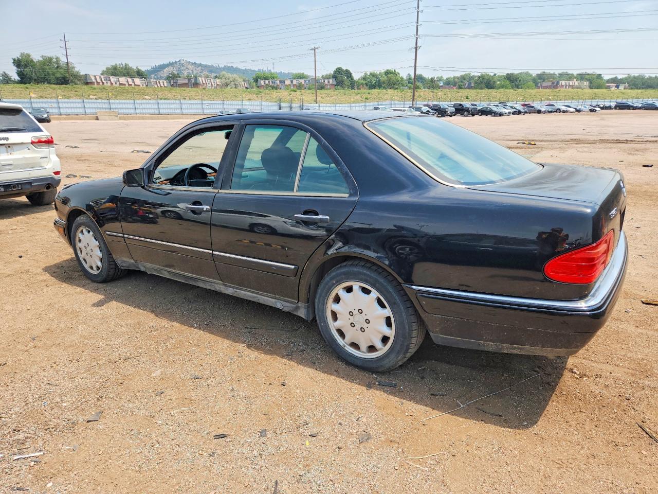 1998 Mercedes-benz E 320 4matic Black vin: WDBJF82F4WX005767