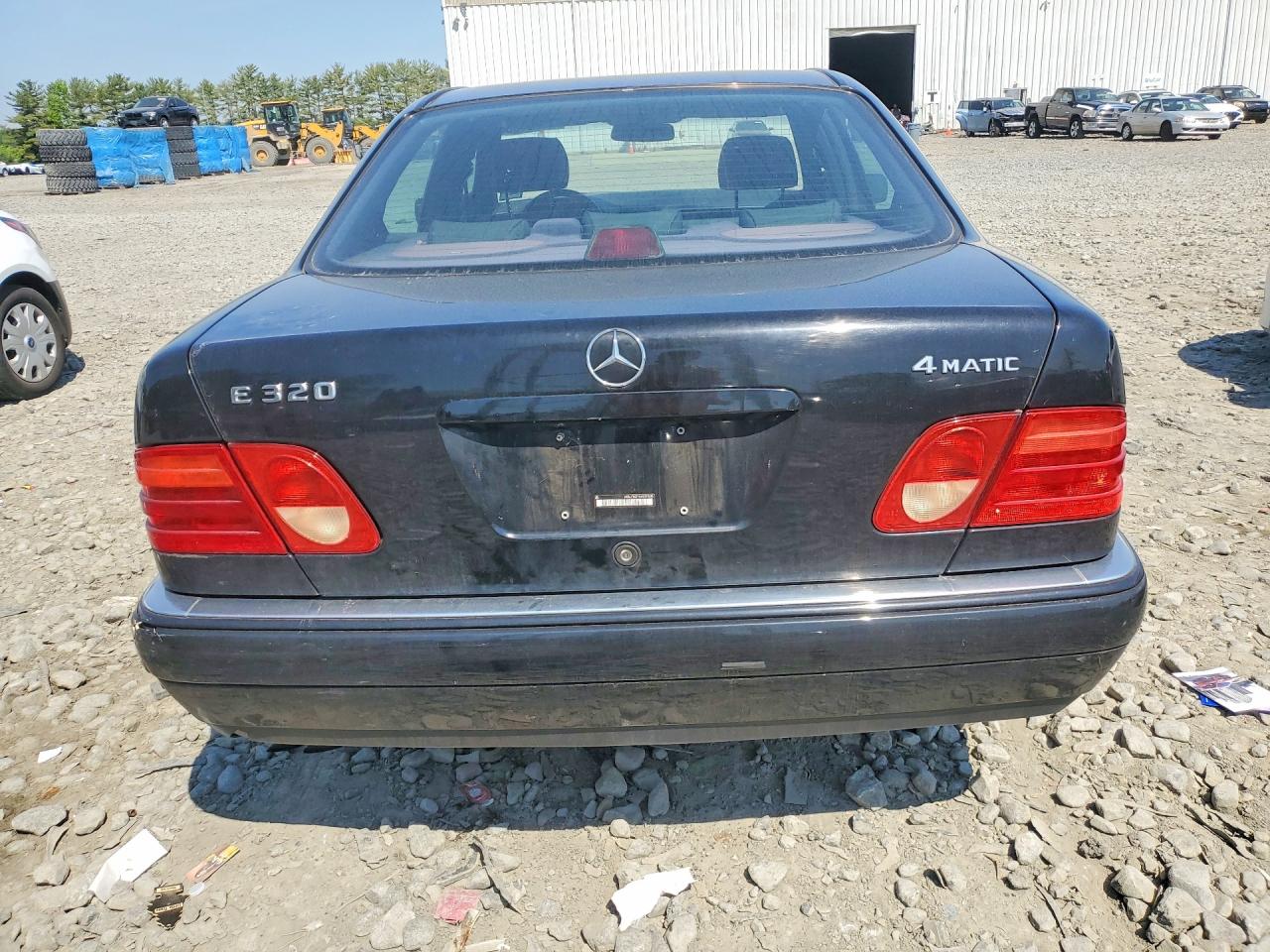 1998 Mercedes-benz E 320 4matic Black vin: WDBJF82F4WX011505