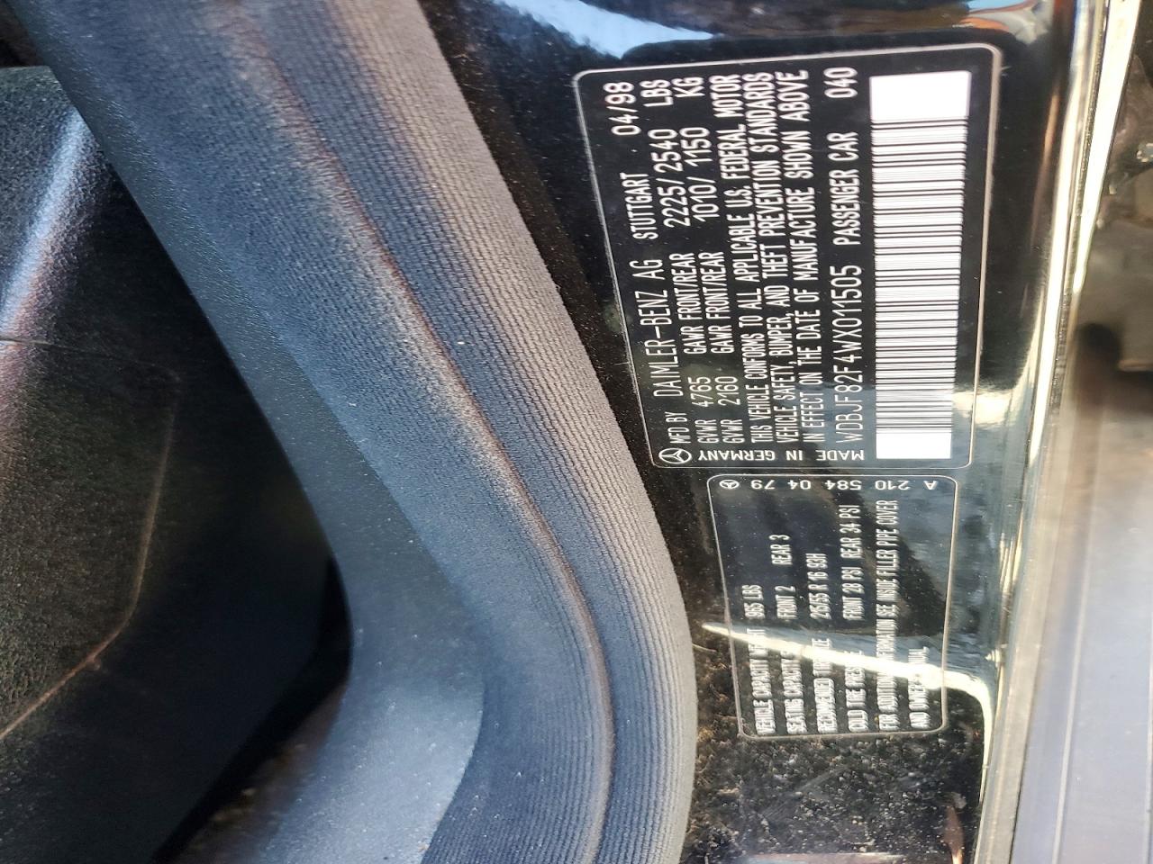 1998 Mercedes-benz E 320 4matic Black vin: WDBJF82F4WX011505