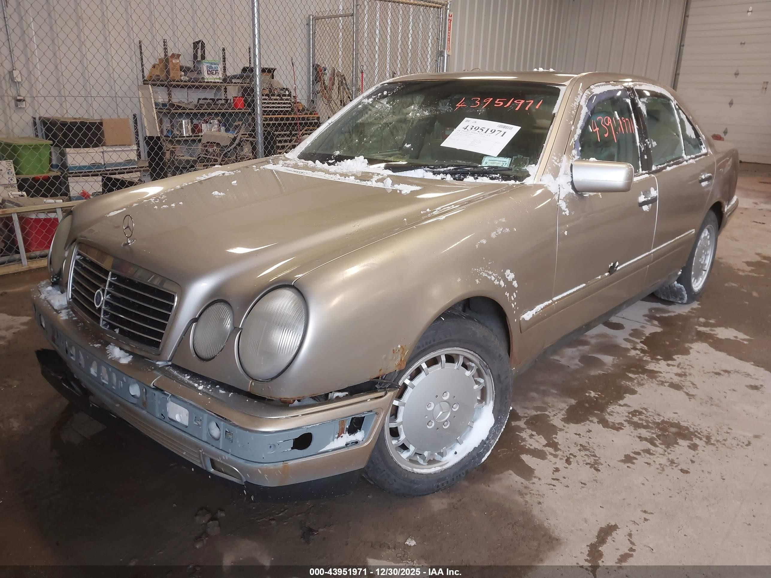 1998 Mercedes-benz E 320 Awd Tan vin: WDBJF82F5WX008757