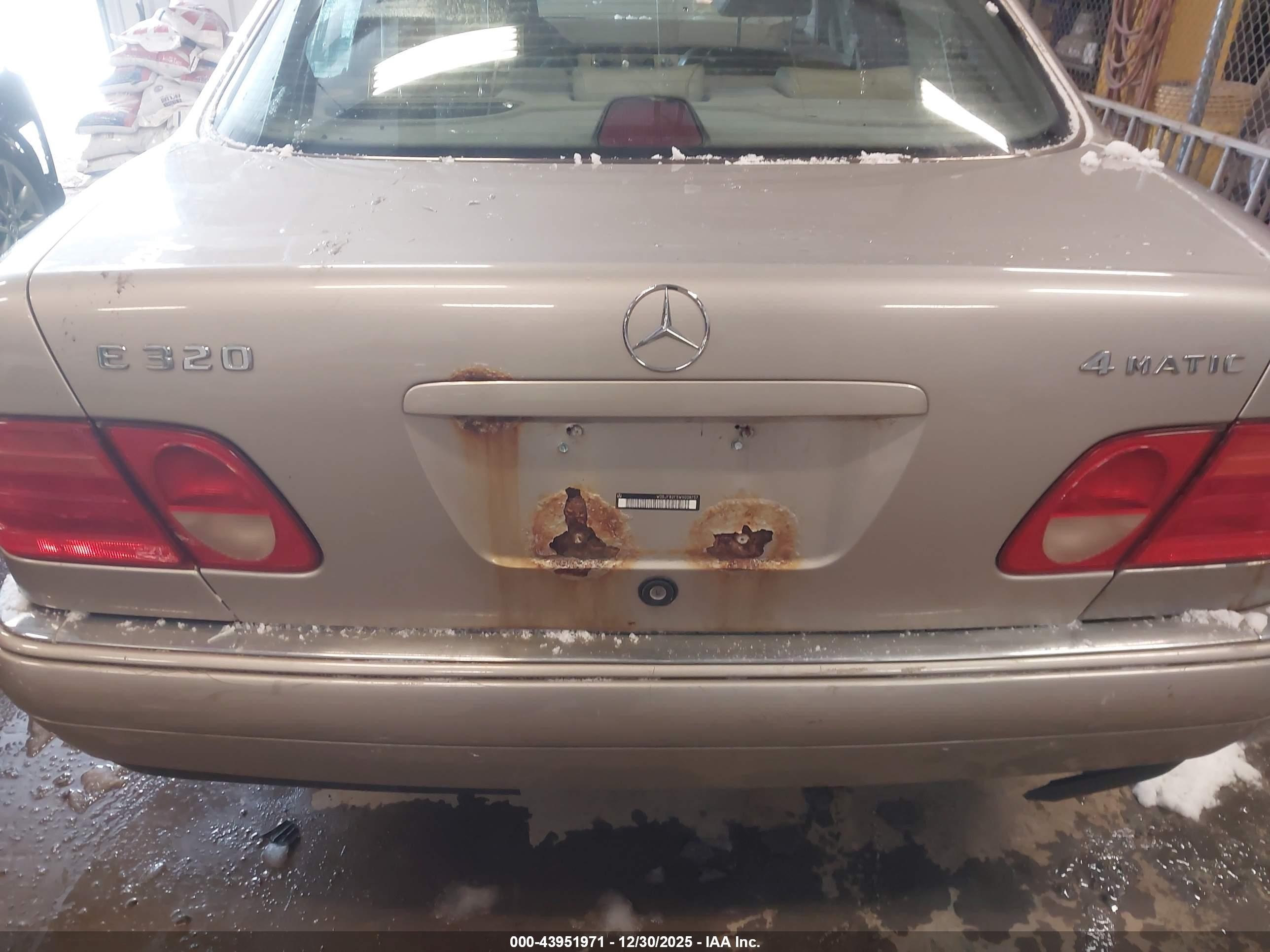 1998 Mercedes-benz E 320 Awd Tan vin: WDBJF82F5WX008757