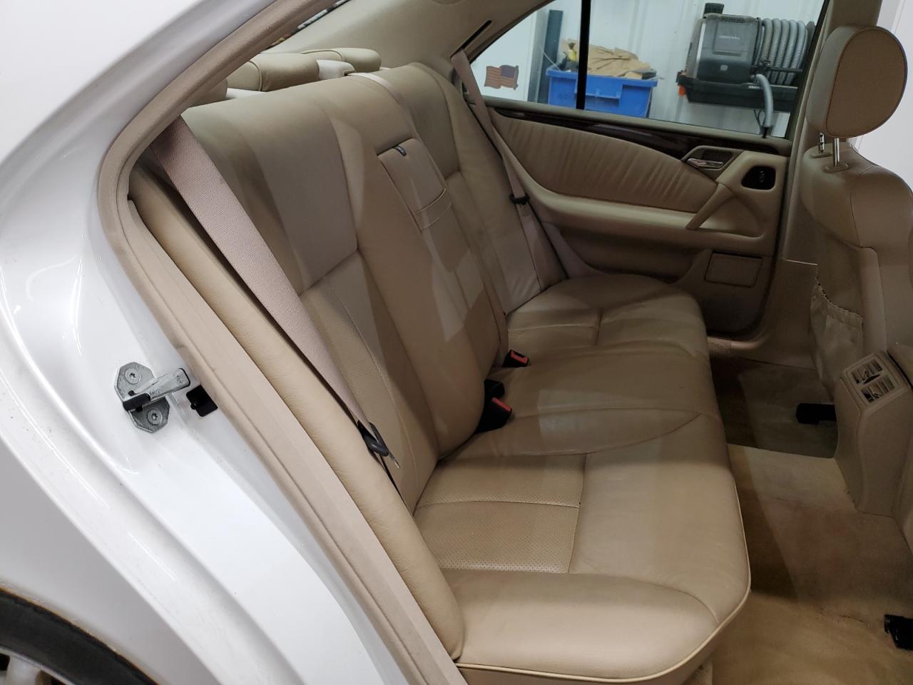 1999 Mercedes-benz E 320 4matic White vin: WDBJF82H0XX016929
