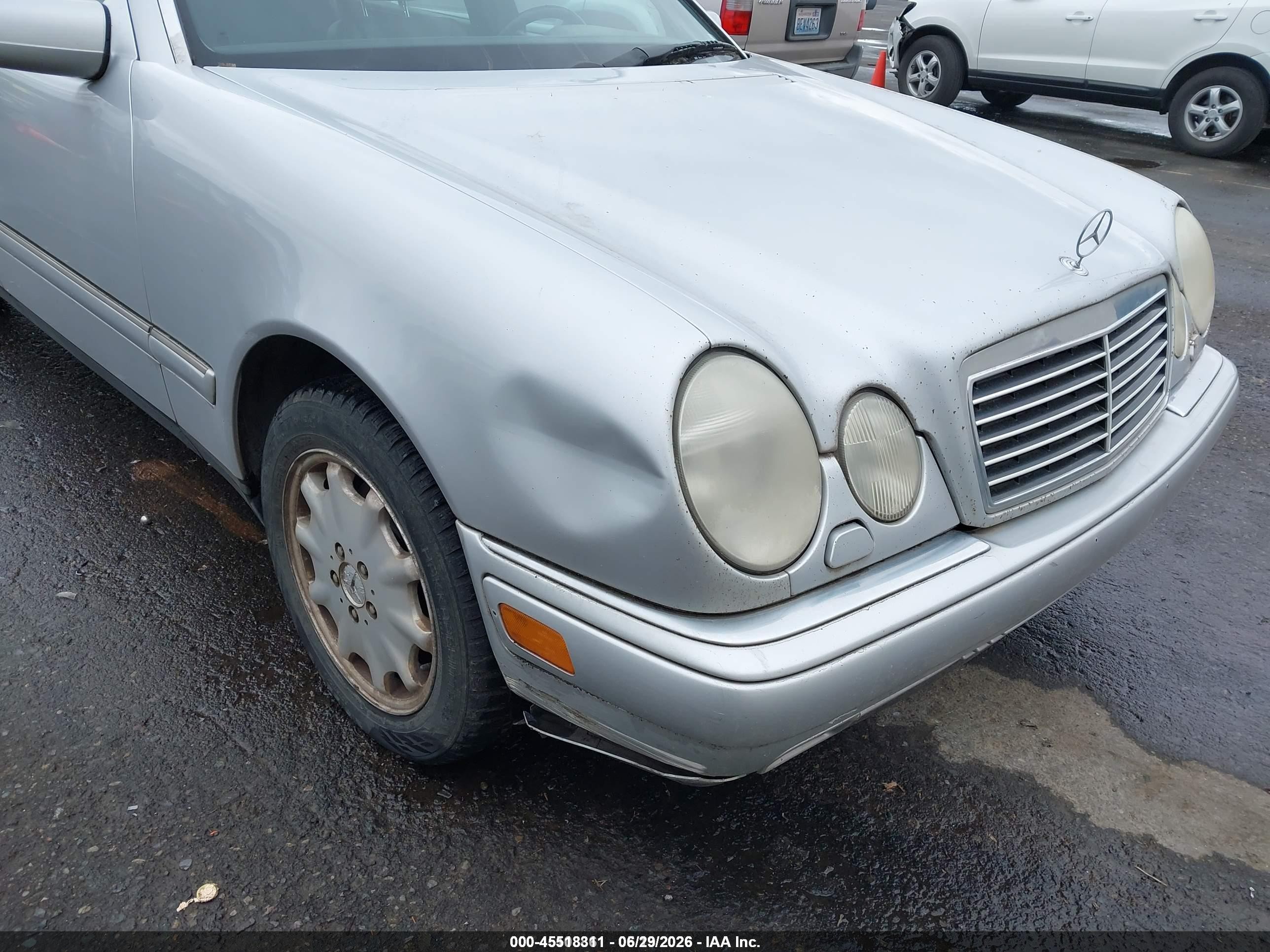 1999 Mercedes-benz E 320 Awd Серебряный vin: WDBJF82H0XX019667