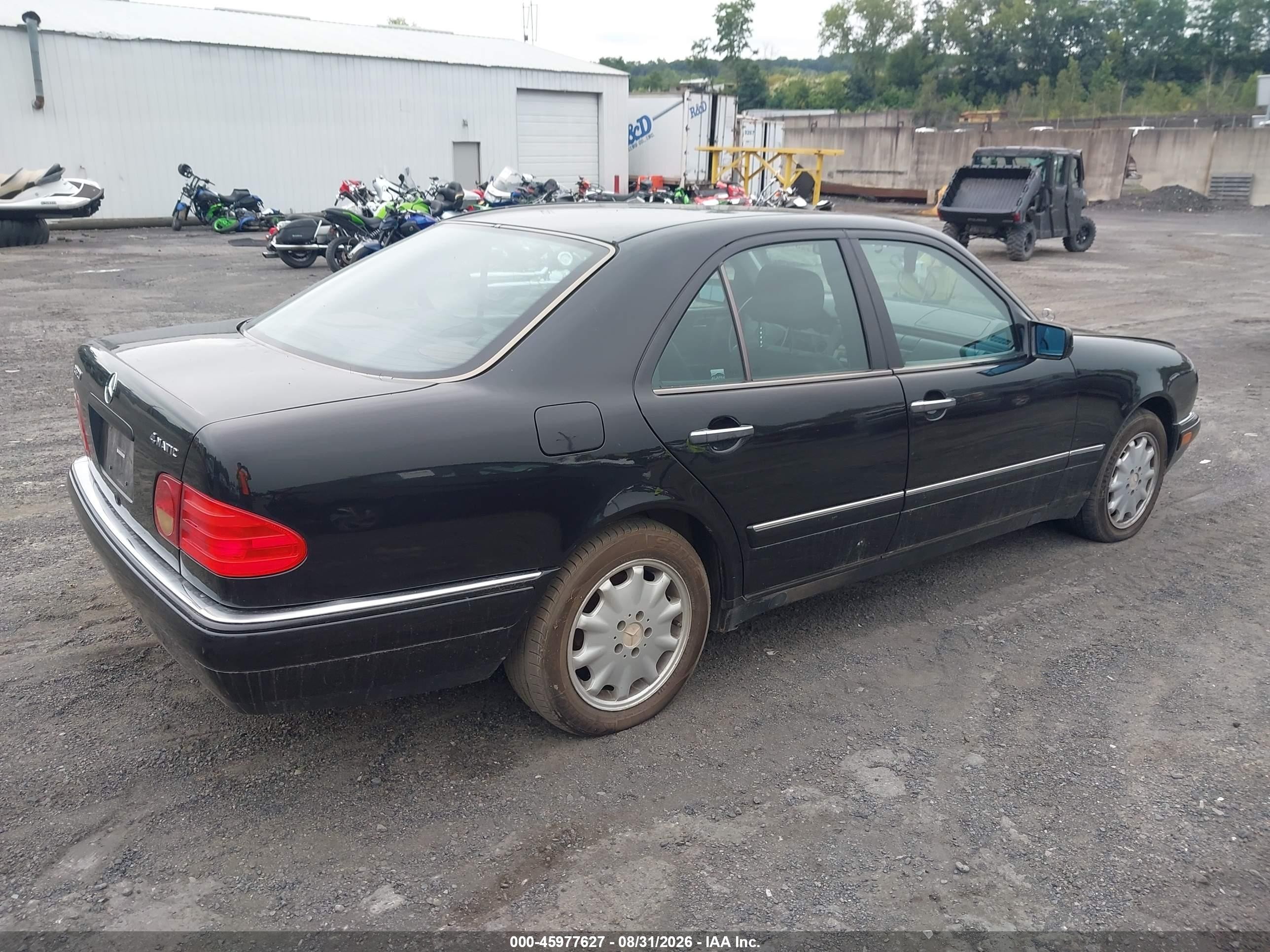 1999 Mercedes-benz E 320 4matic Black vin: WDBJF82H1XX022321