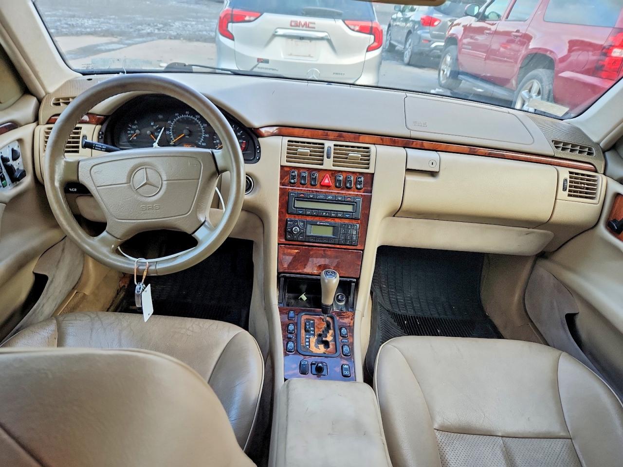 1999 Mercedes-benz E 320 4matic Silver vin: WDBJF82H3XX023468