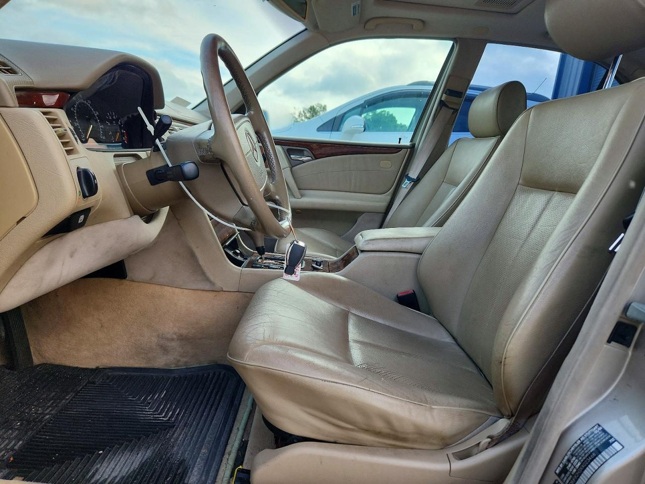 1999 Mercedes-benz E 320 4matic Silver vin: WDBJF82H3XX023468