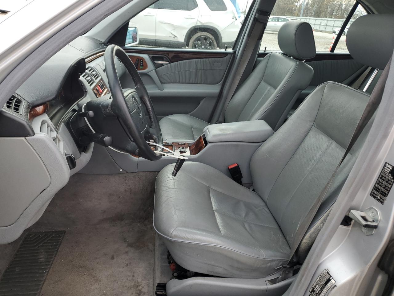 1999 Mercedes-benz E 320 4matic Серый vin: WDBJF82H4XX023995