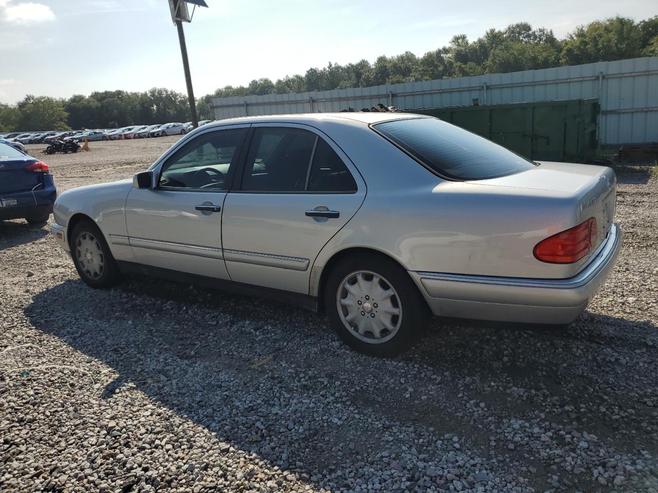 1999 Mercedes-benz E 320 4matic Silver vin: WDBJF82H6XX013386