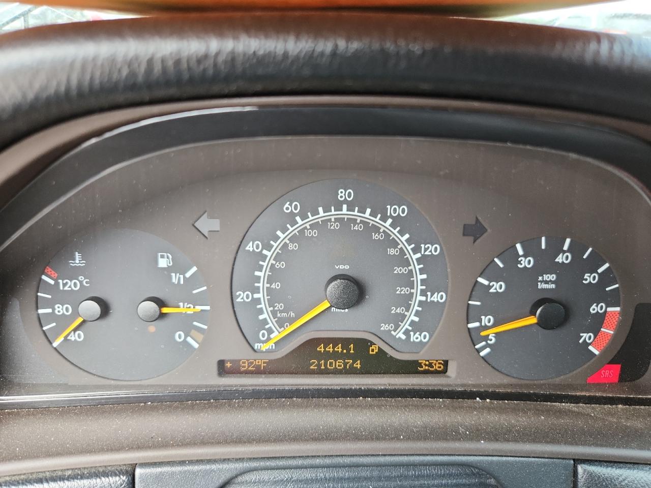 1999 Mercedes-benz E 320 4matic Черный vin: WDBJF82H7XX020699