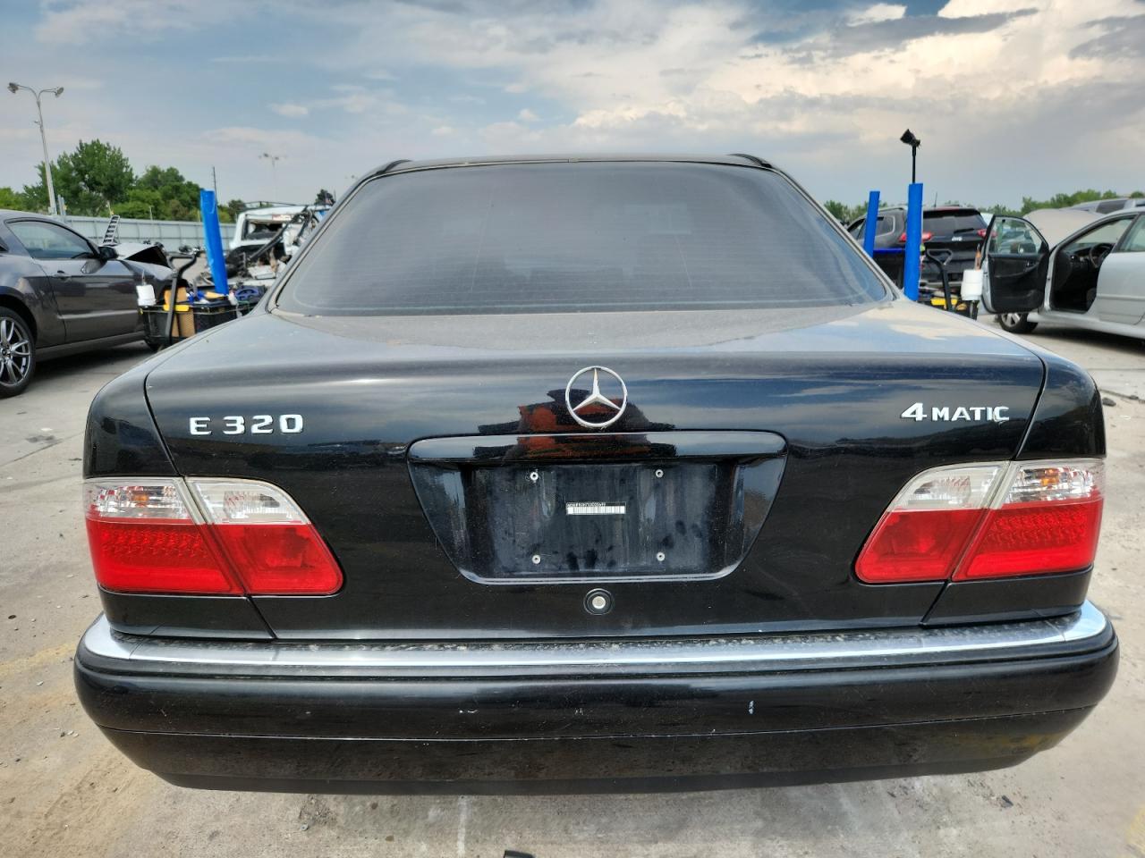 1999 Mercedes-benz E 320 4matic Черный vin: WDBJF82H7XX020699