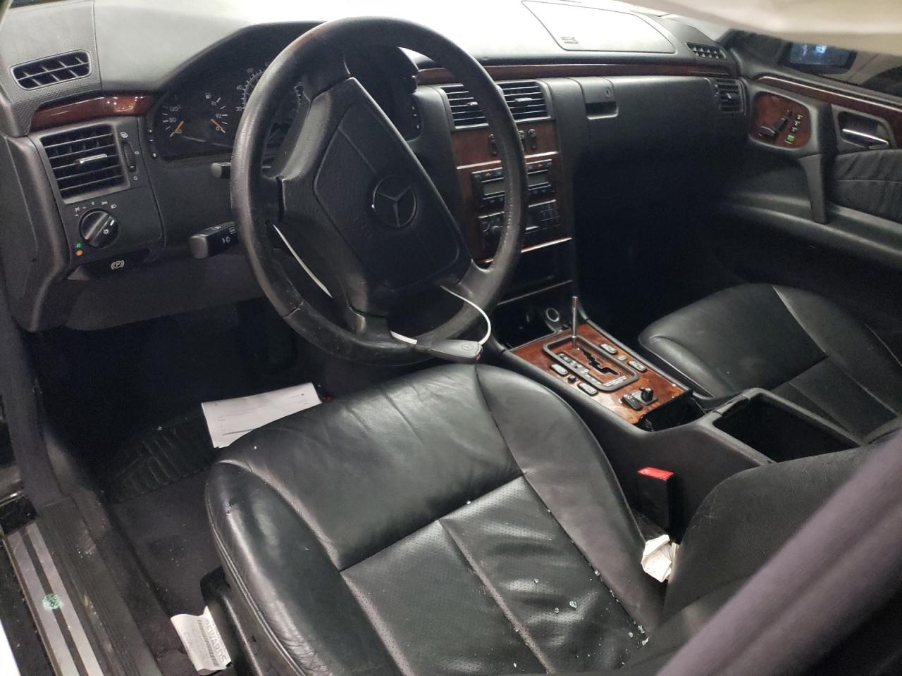 1999 Mercedes-benz E 320 4matic Black vin: WDBJF82H7XX023926