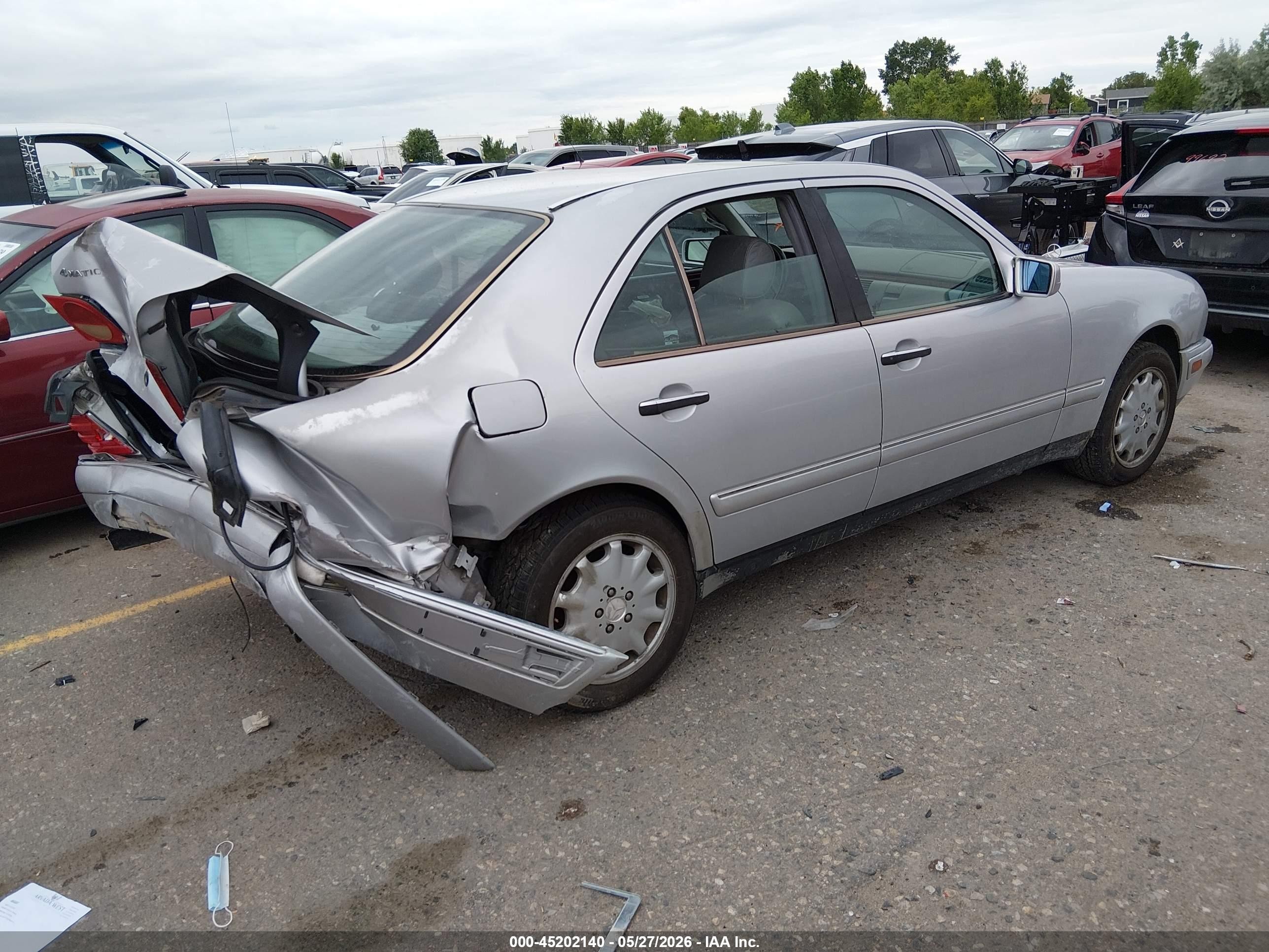 1999 Mercedes-benz E 320 Awd Silver vin: WDBJF82H7XX026227