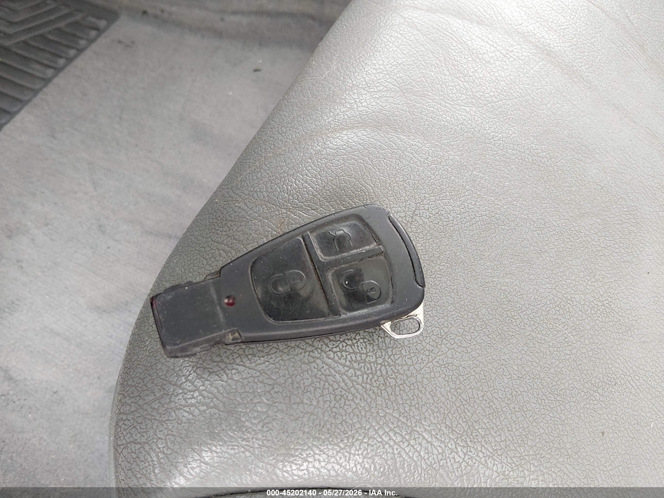 1999 Mercedes-benz E 320 Awd Silver vin: WDBJF82H7XX026227
