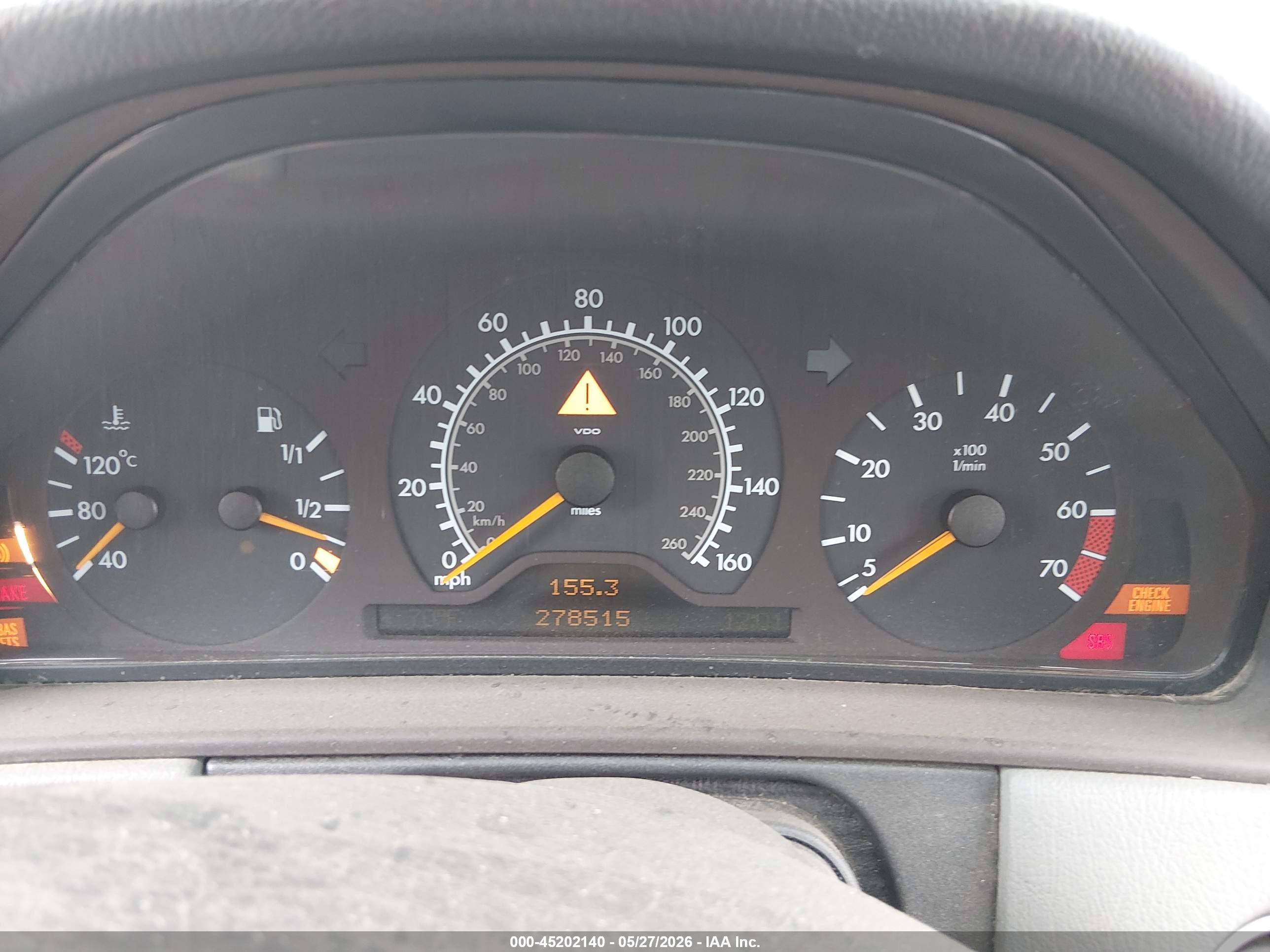 1999 Mercedes-benz E 320 Awd Silver vin: WDBJF82H7XX026227