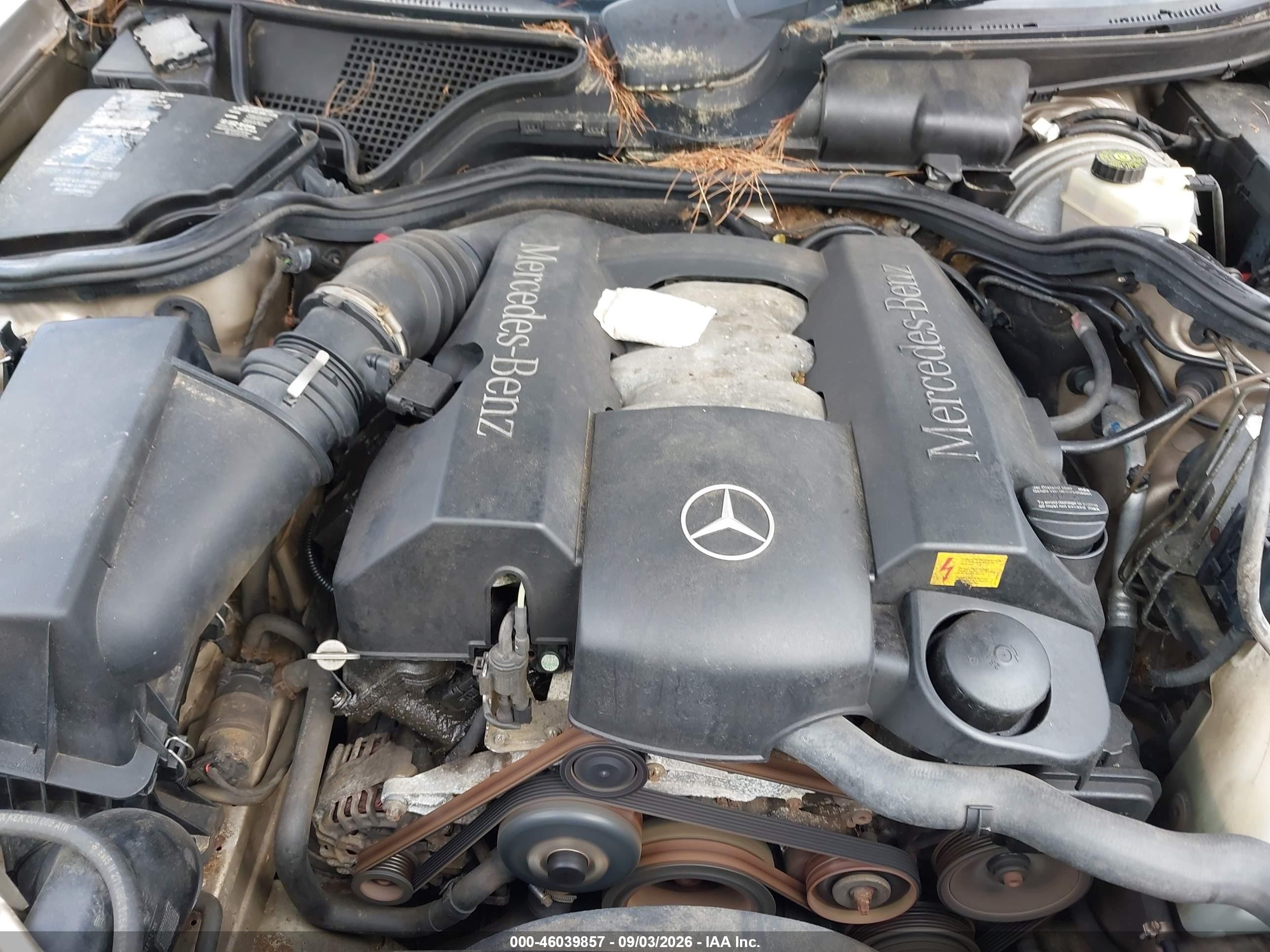 2001 Mercedes-benz E 320 4m Gold vin: WDBJF82J01X059452