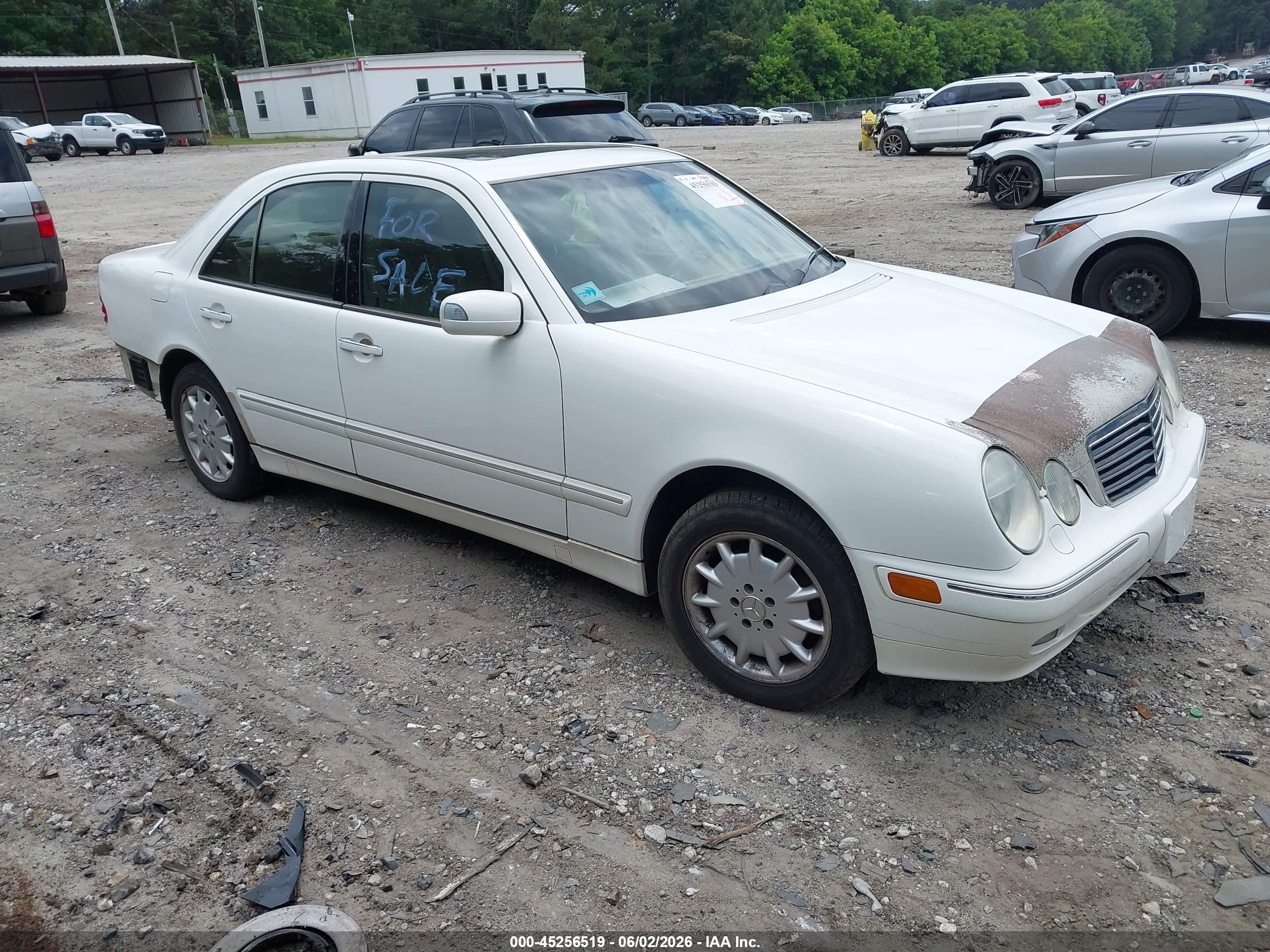 WDBJF82J02X069643