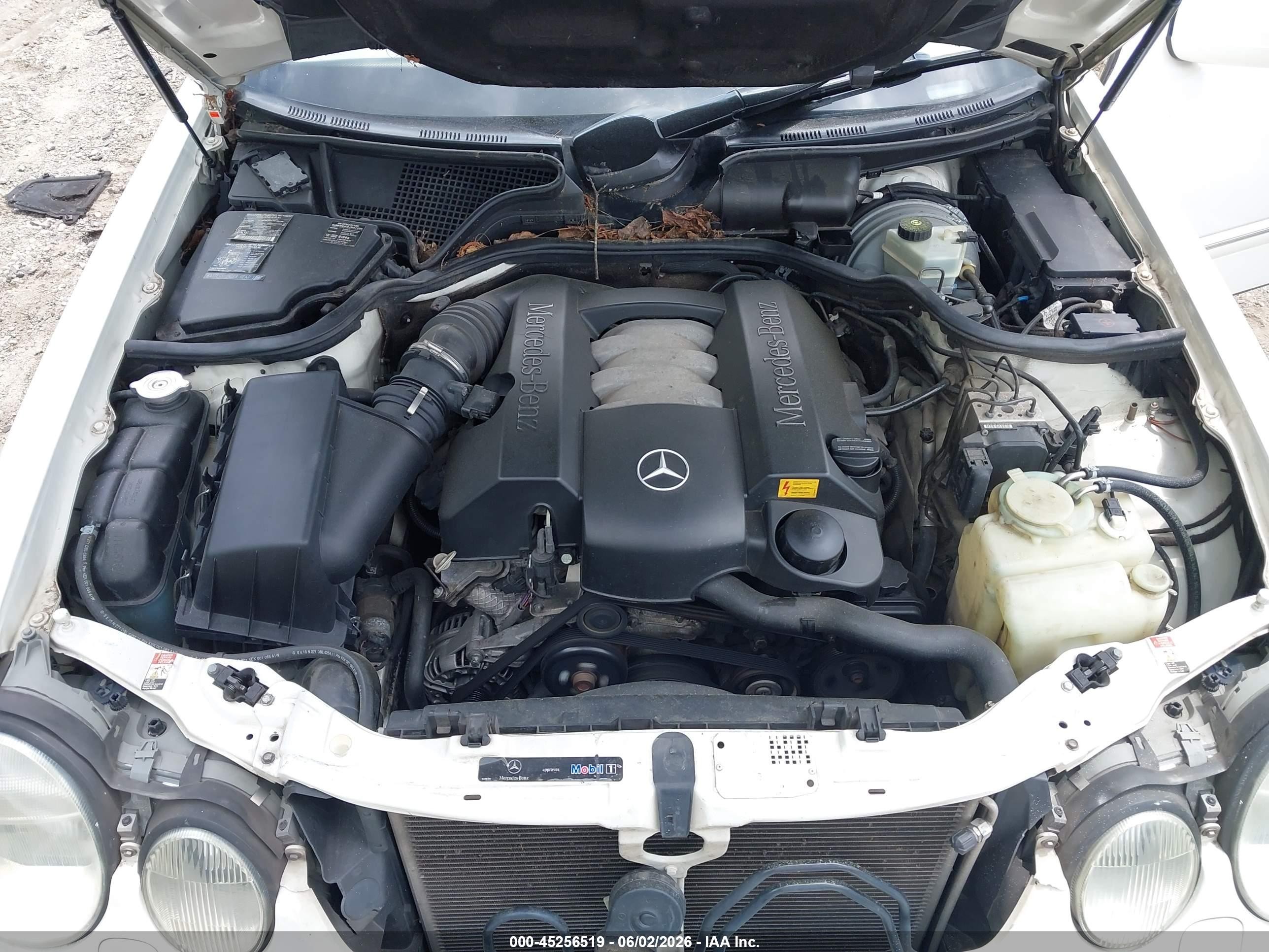 2002 Mercedes-benz E 320 4m/4m Special Edition White vin: WDBJF82J02X069643