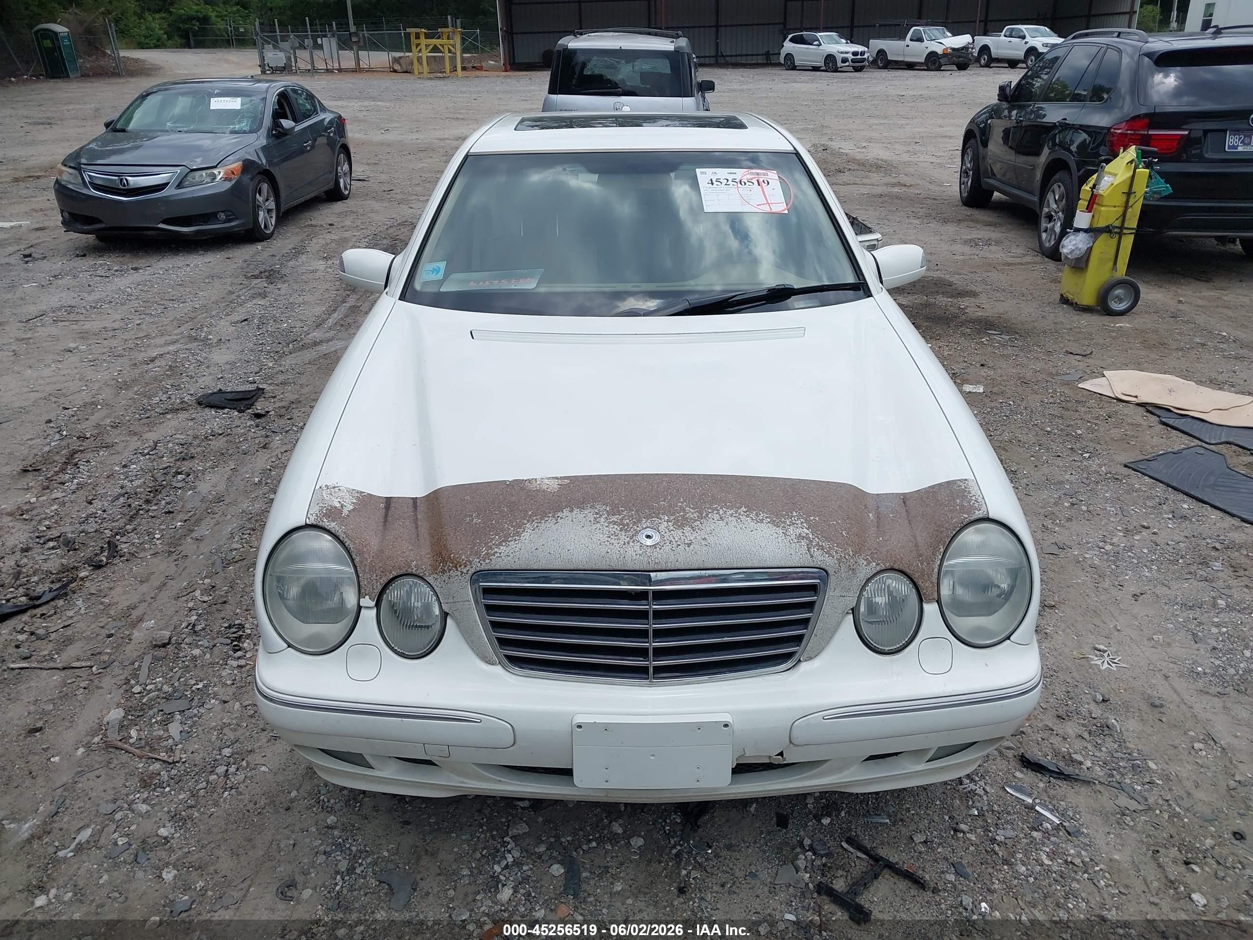 2002 Mercedes-benz E 320 4m/4m Special Edition White vin: WDBJF82J02X069643