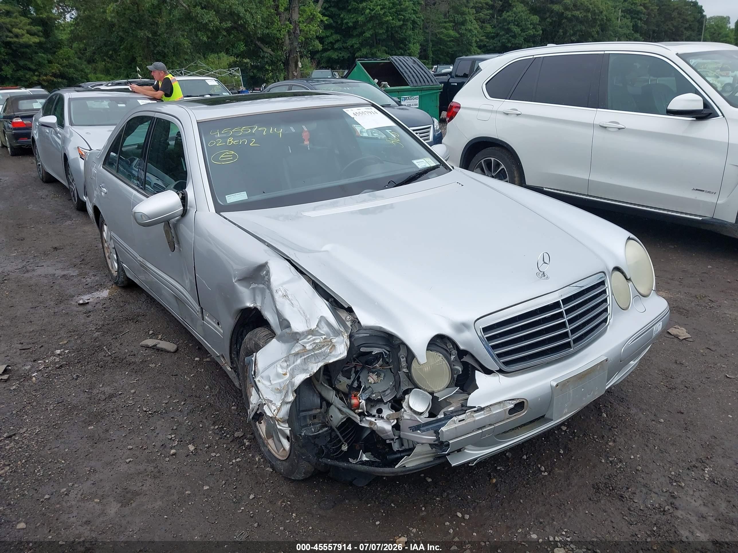2002 Mercedes-benz E 320 4m/4m Special Edition Silver vin: WDBJF82J02X077709