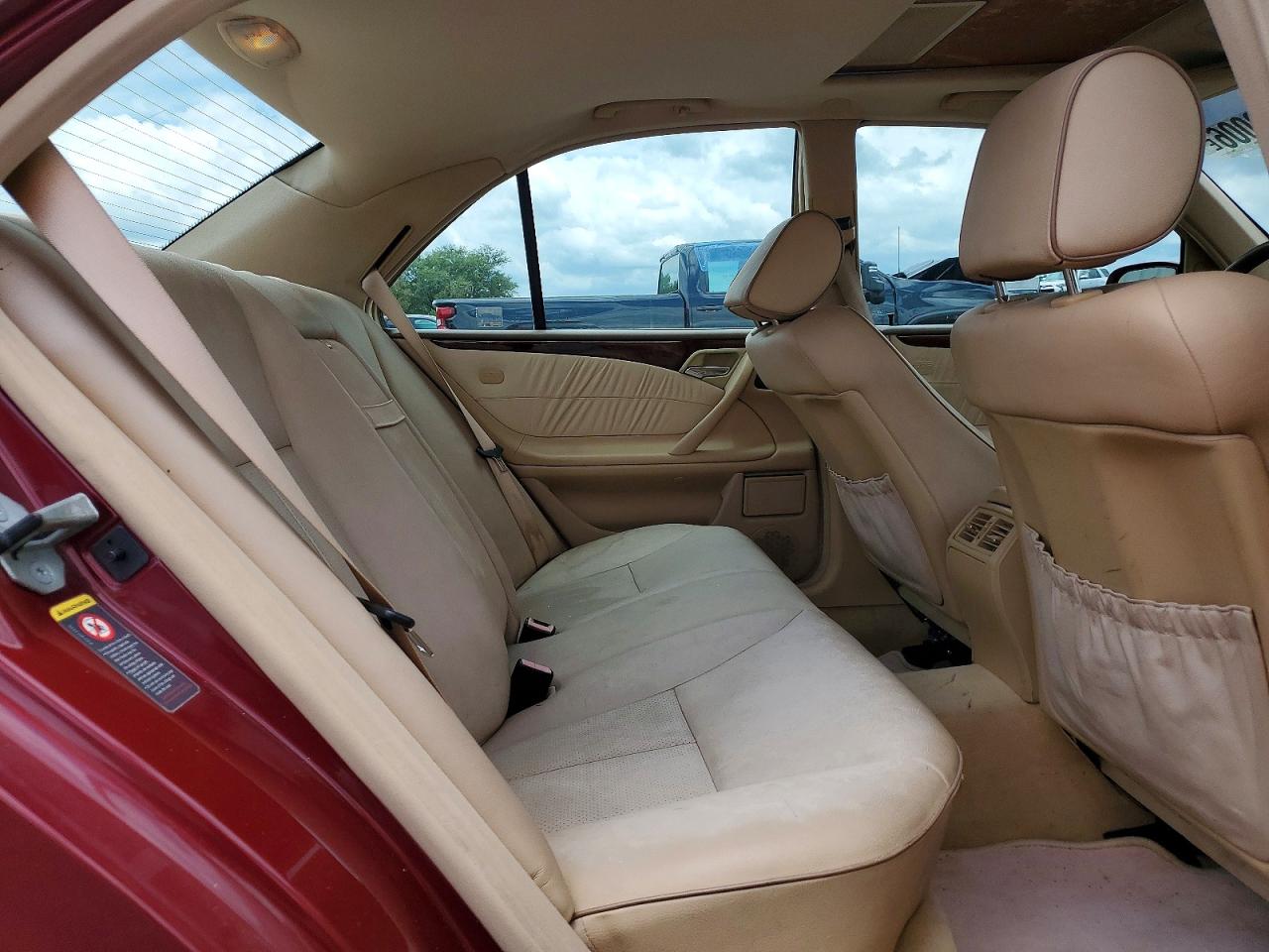 2002 Mercedes-benz E 320 4matic Burgundy vin: WDBJF82J12X067321