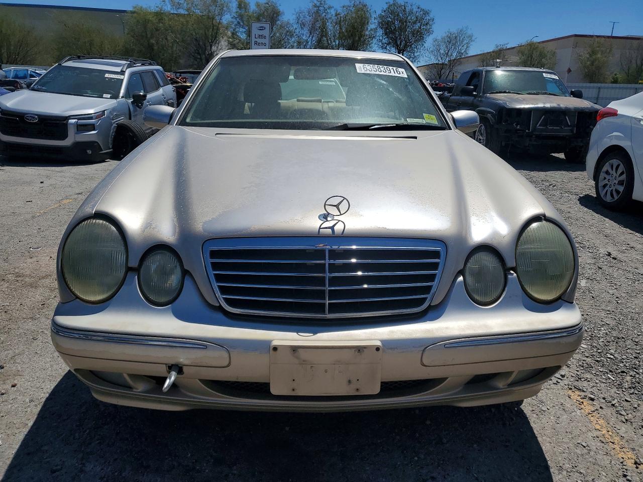 2000 Mercedes-benz E 320 4matic Gold vin: WDBJF82J2YX039715