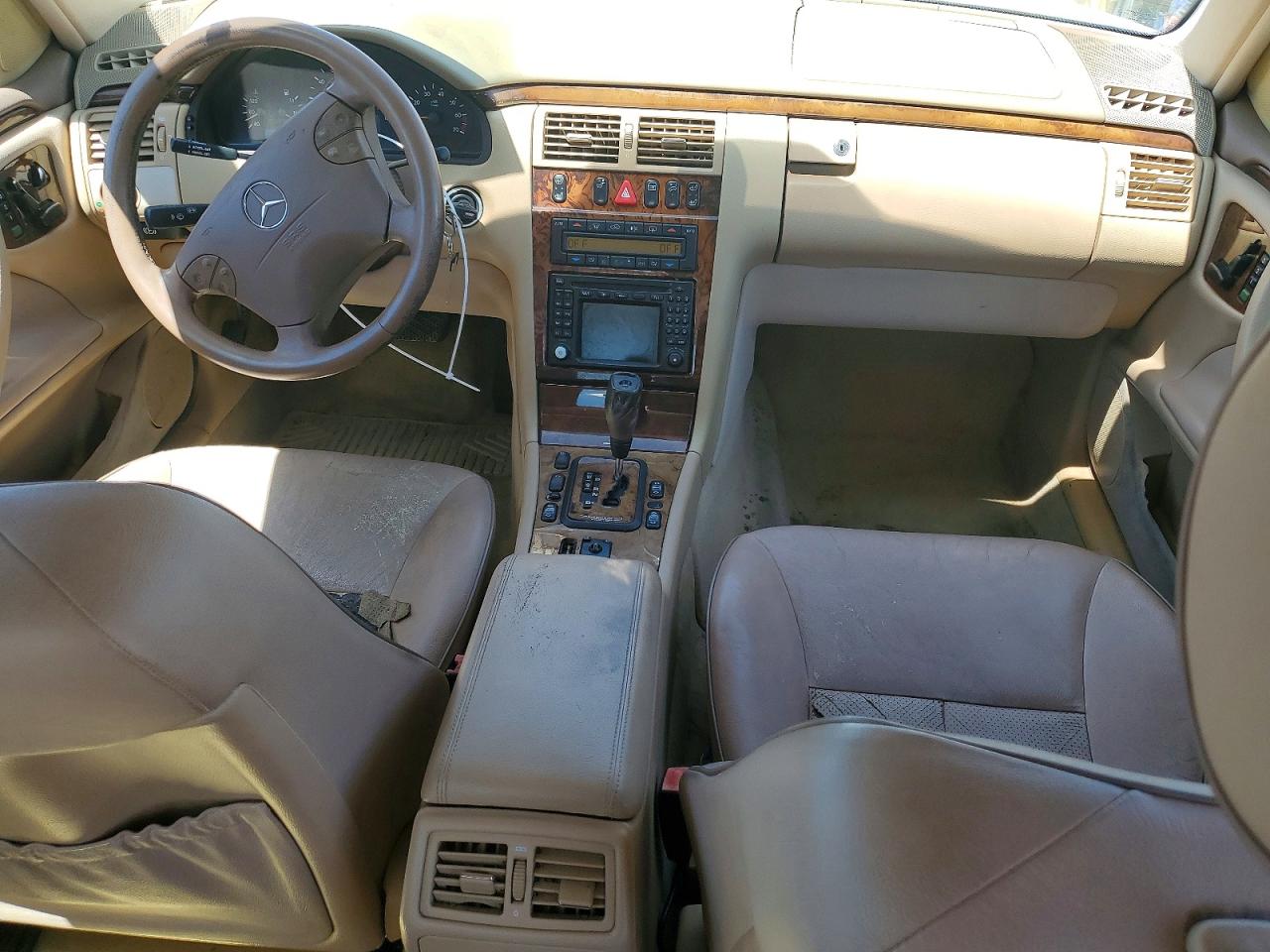 2000 Mercedes-benz E 320 4matic Gold vin: WDBJF82J2YX039715