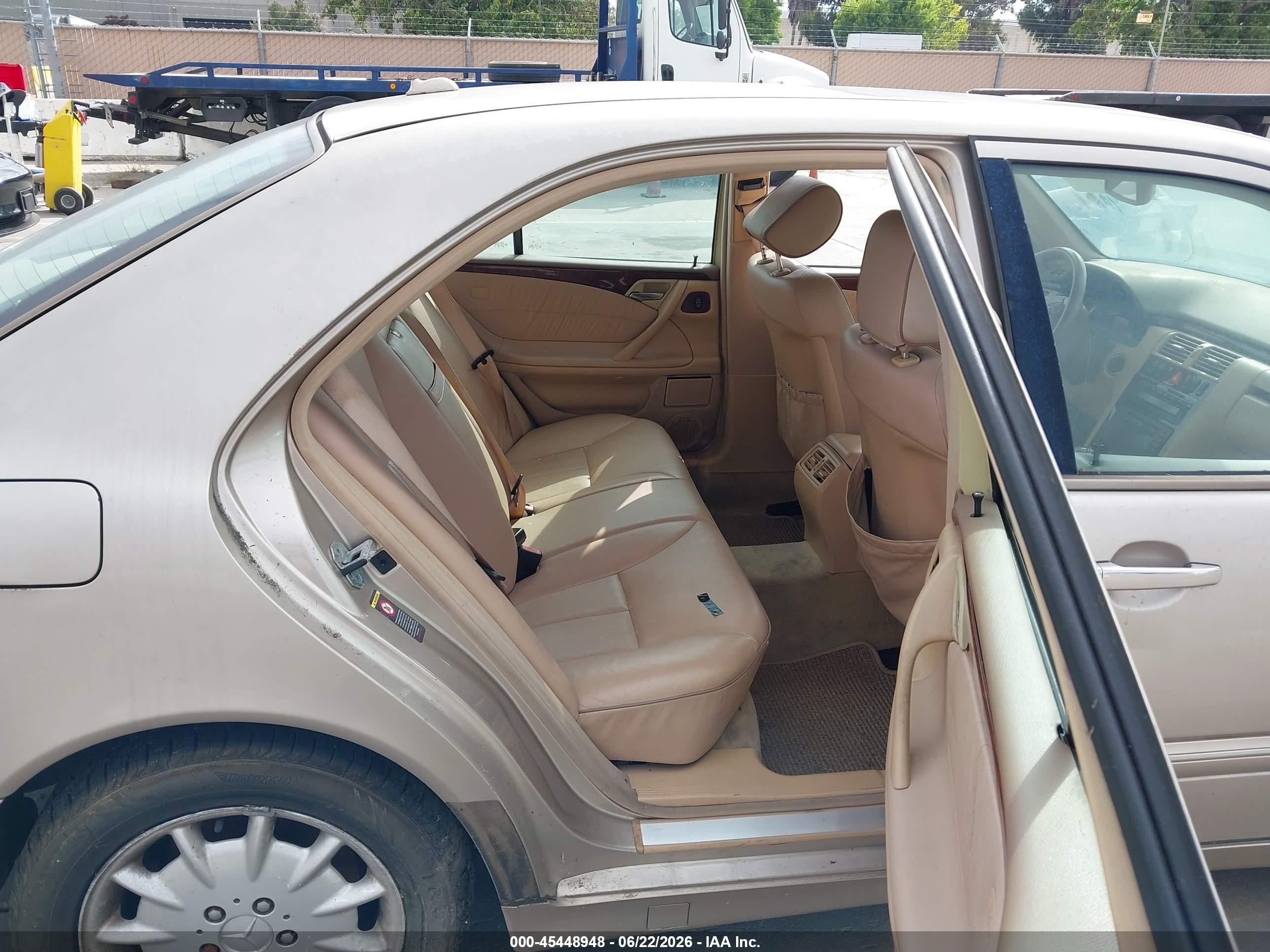 2000 Mercedes-benz E 320 4m Silver vin: WDBJF82J3YX040436